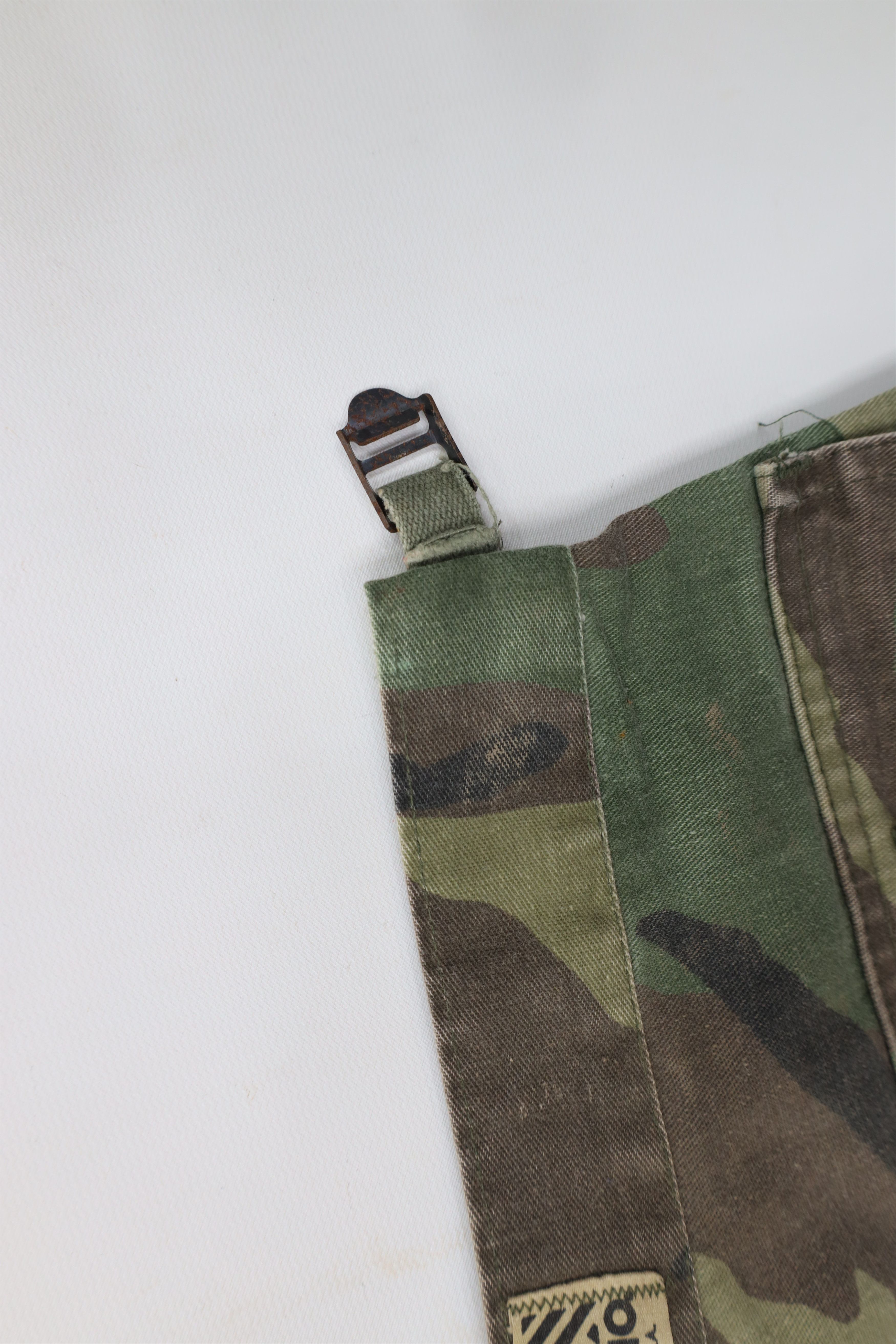 Vintage Vintage 70s Streetwear Cut Off Camouflage Cargo Shorts USA Size 26" / US 2 / IT 38 - 12 Thumbnail
