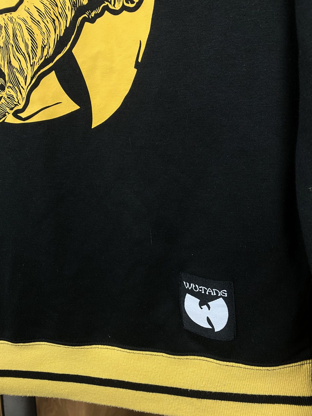 Wu-Tang Clan 🎙️Sweatshirt V-neck Wu Tang Rap Tee🎙️ Size US M / EU 48-50 / 2 - 9 Thumbnail