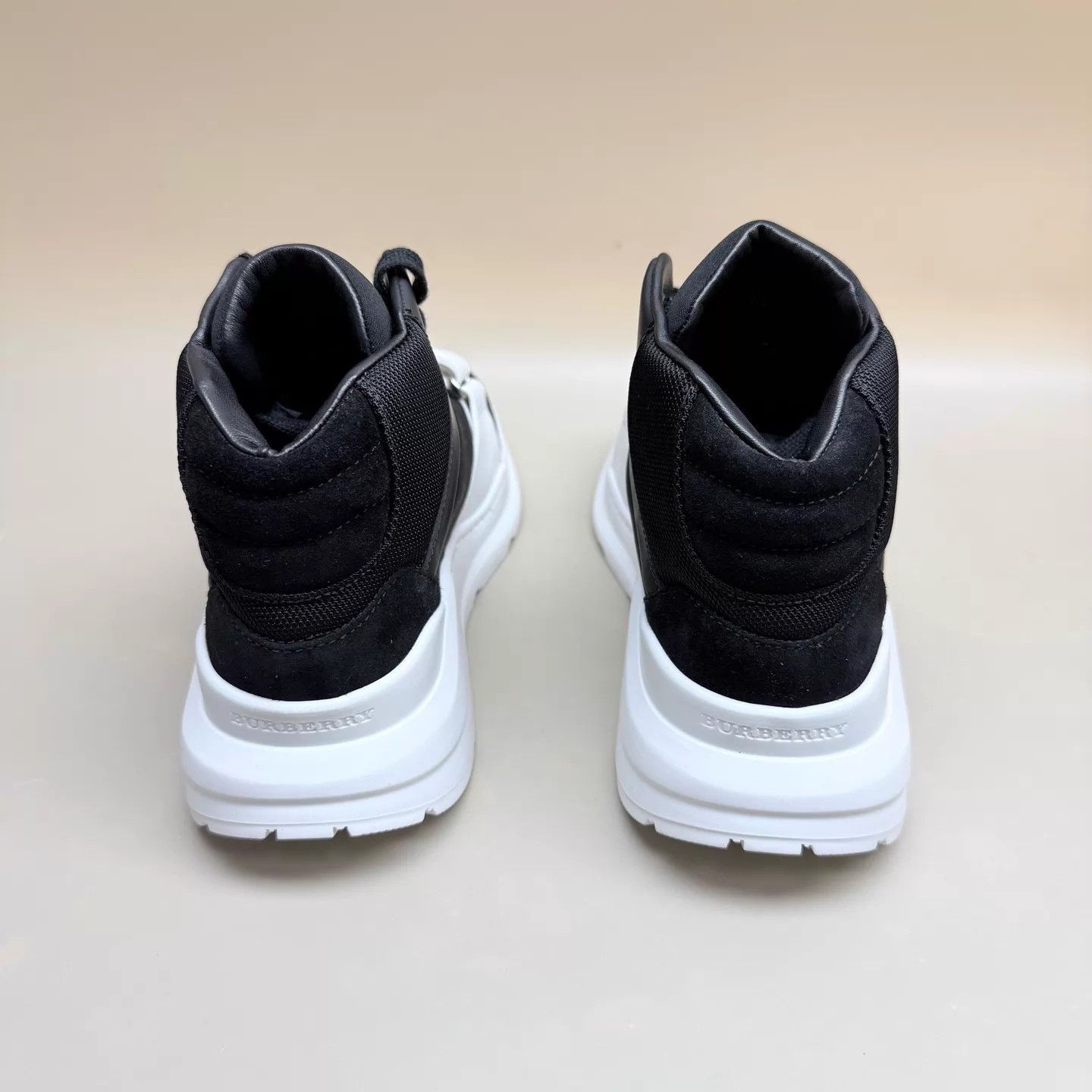 Burberry Burberry women's black white velcro strap sneakers 36 Size US 5.5 / IT 35.5 - 3 Thumbnail