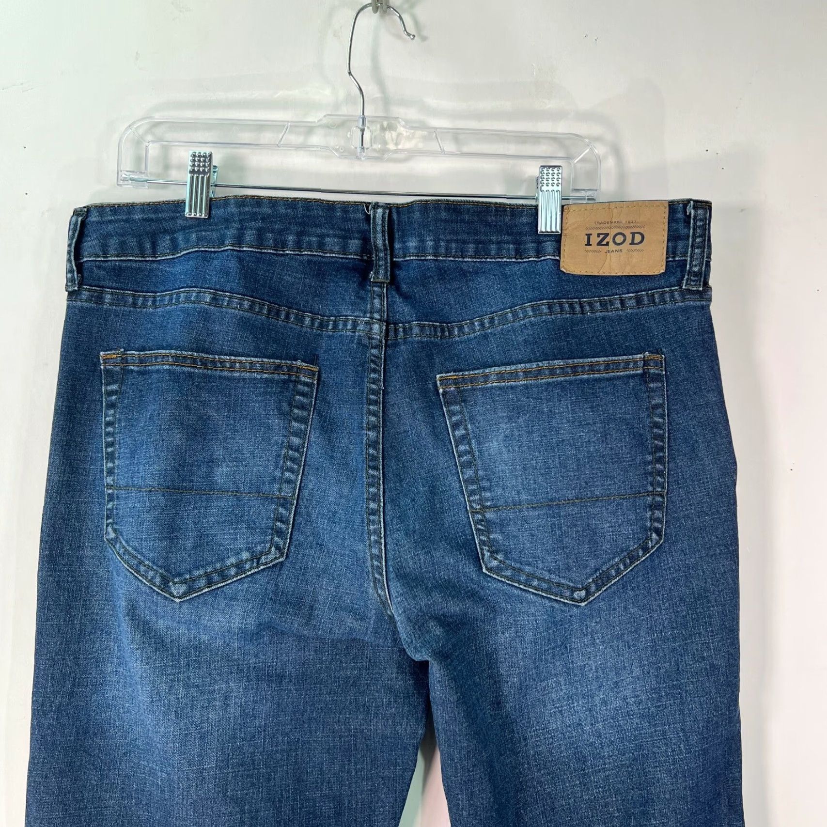 Izod Izod Jeans Flat Front Low Rise Straight Leg Blue Denim Size 38X30 Casual Mens Size US 38 / EU 54 - 4 Thumbnail