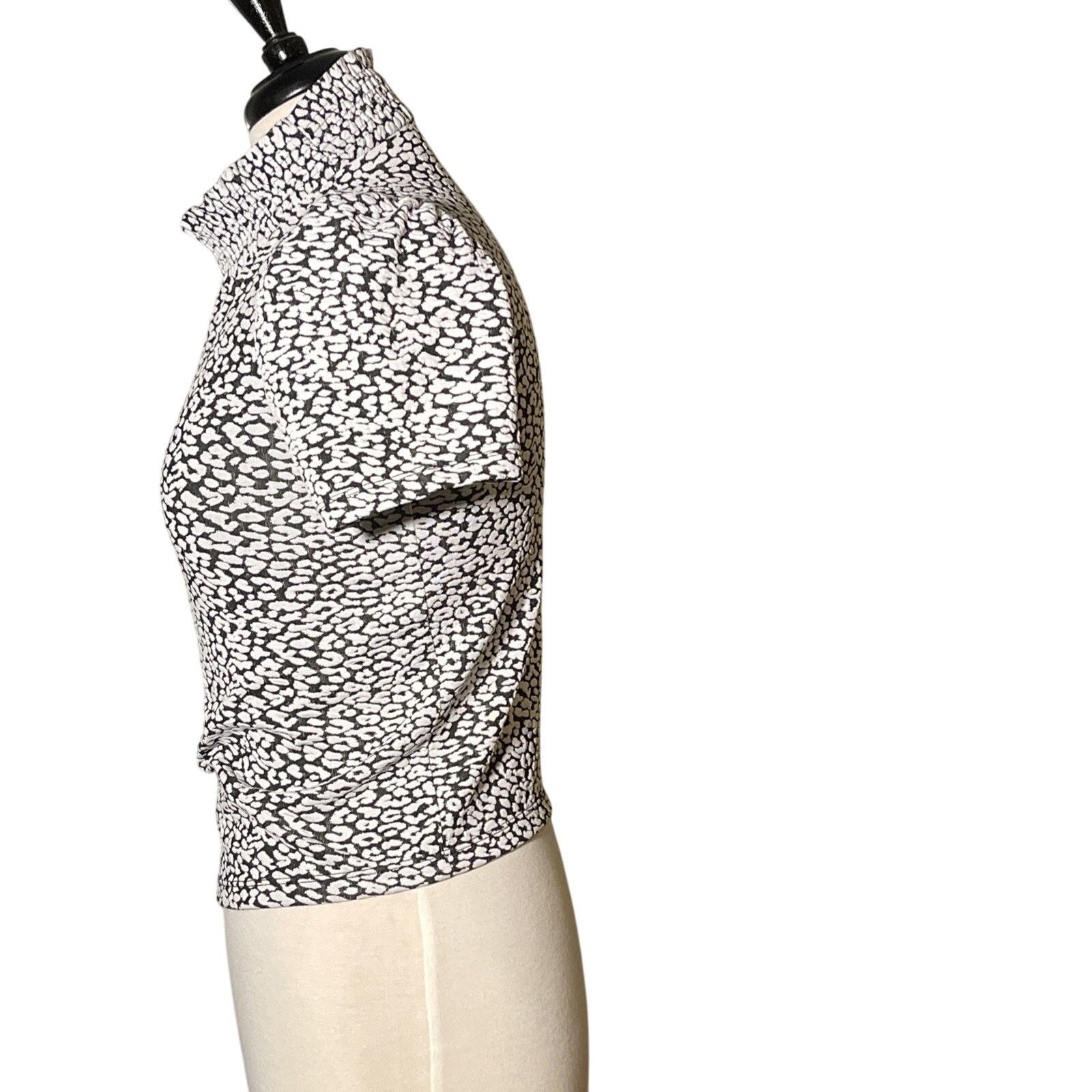 Zara ZARA Animal Printed Short Sleeve Top -Size SMALL S Size S / US 4 / IT 40 - 2 Thumbnail