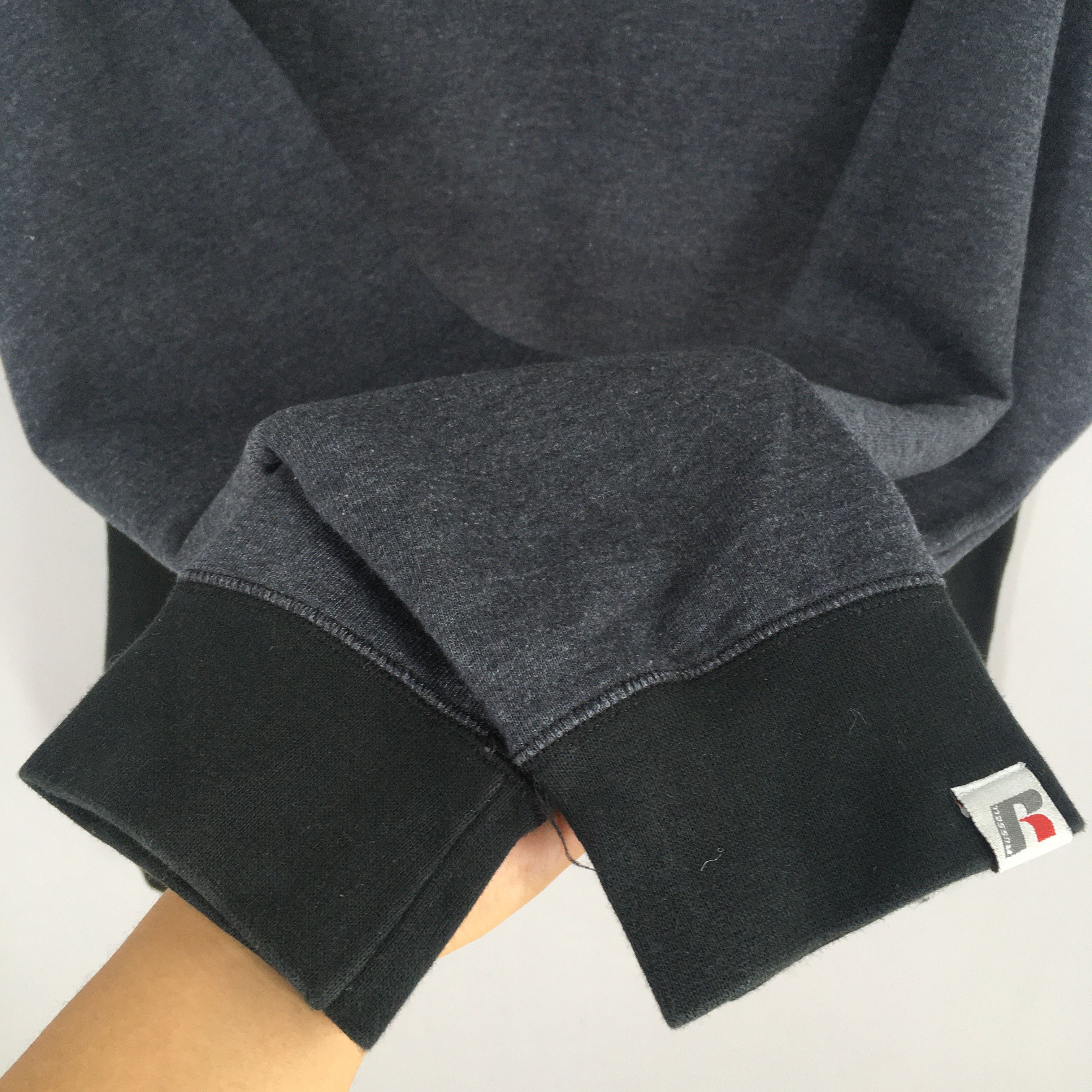Russell Athletic × Vintage Vintage 90s Russell Athletic Gray Plain Sweatshirt Large Size US L / EU 52-54 / 3 - 5 Thumbnail
