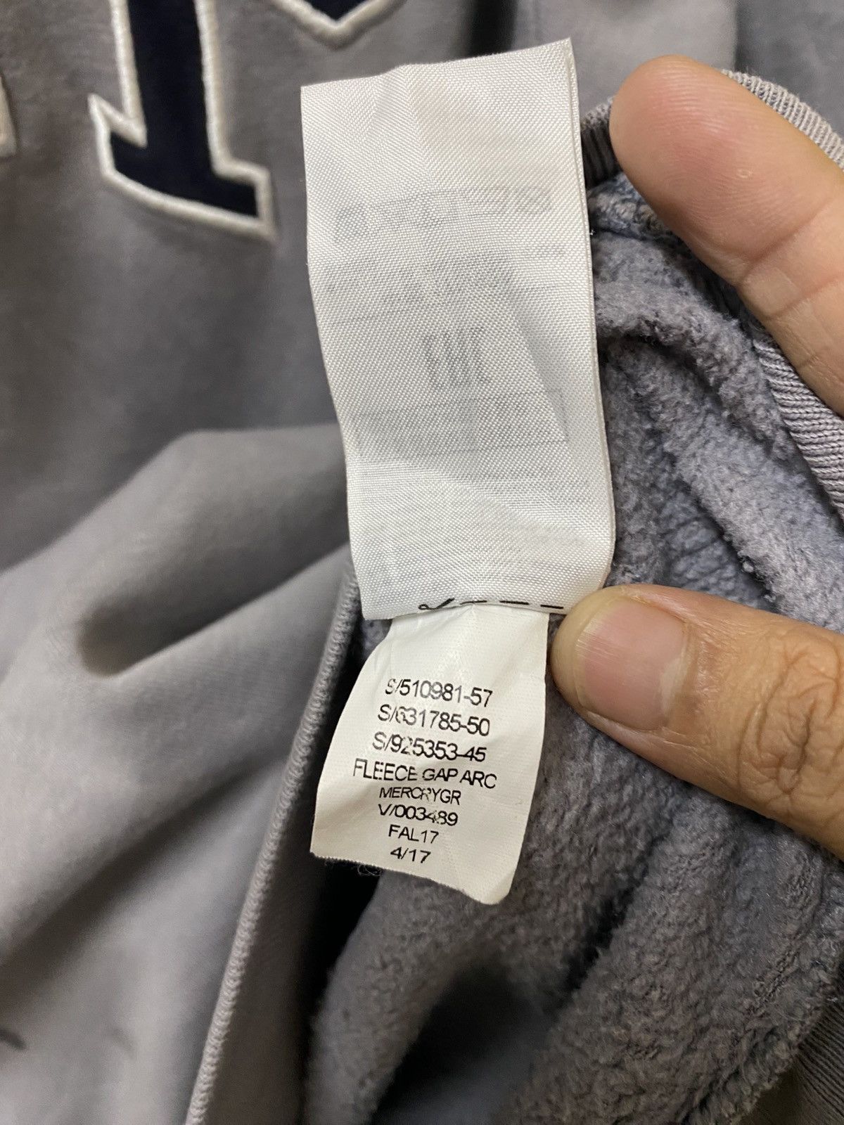 Gap Gap Hoodie Faded Gray Colour Size US S / EU 44-46 / 1 - 10 Thumbnail