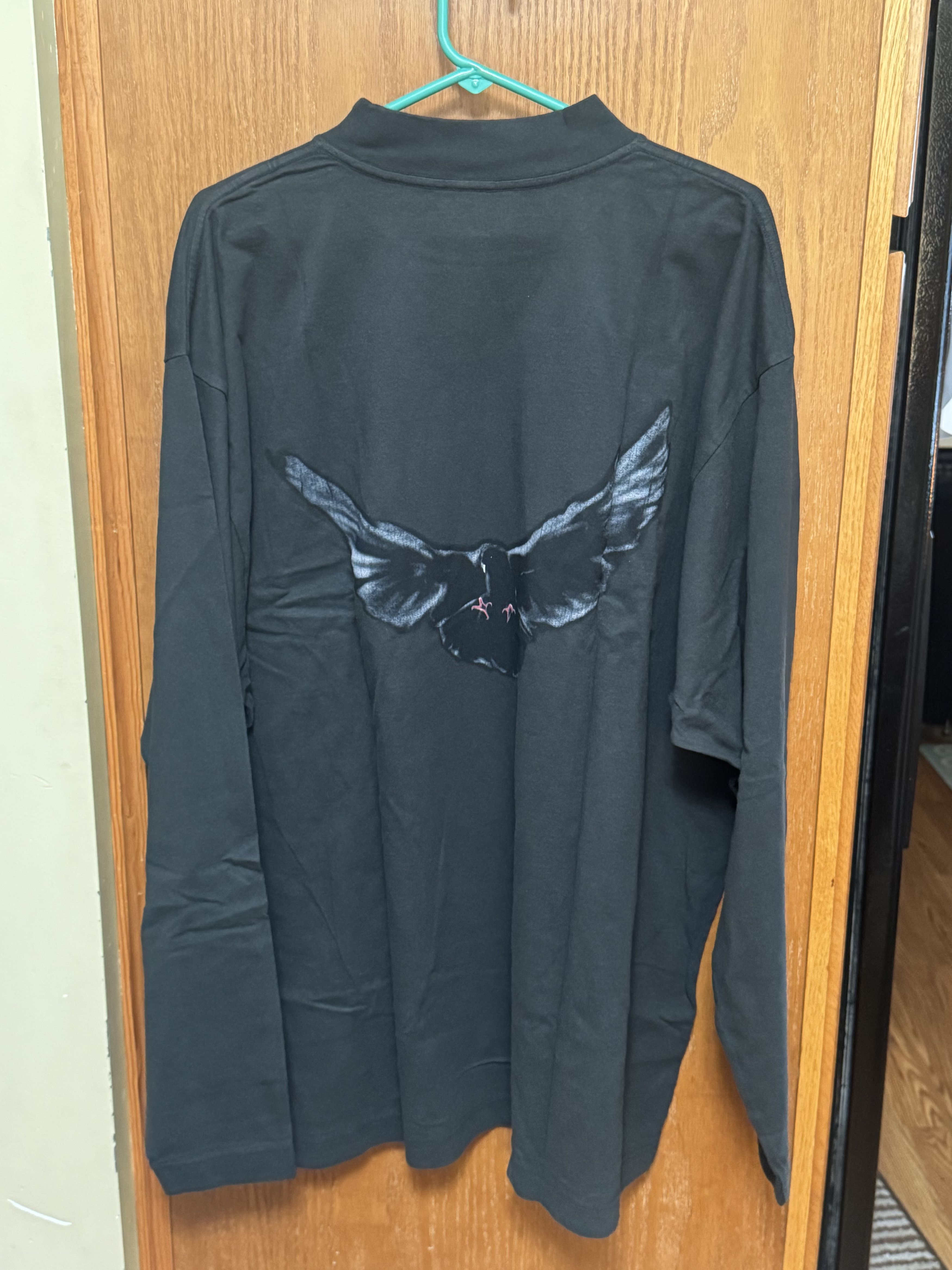 Gap × Yeezy NIB Yeezy GAP LS Dove black sz L Size US L / EU 52-54 / 3 - 3 Thumbnail