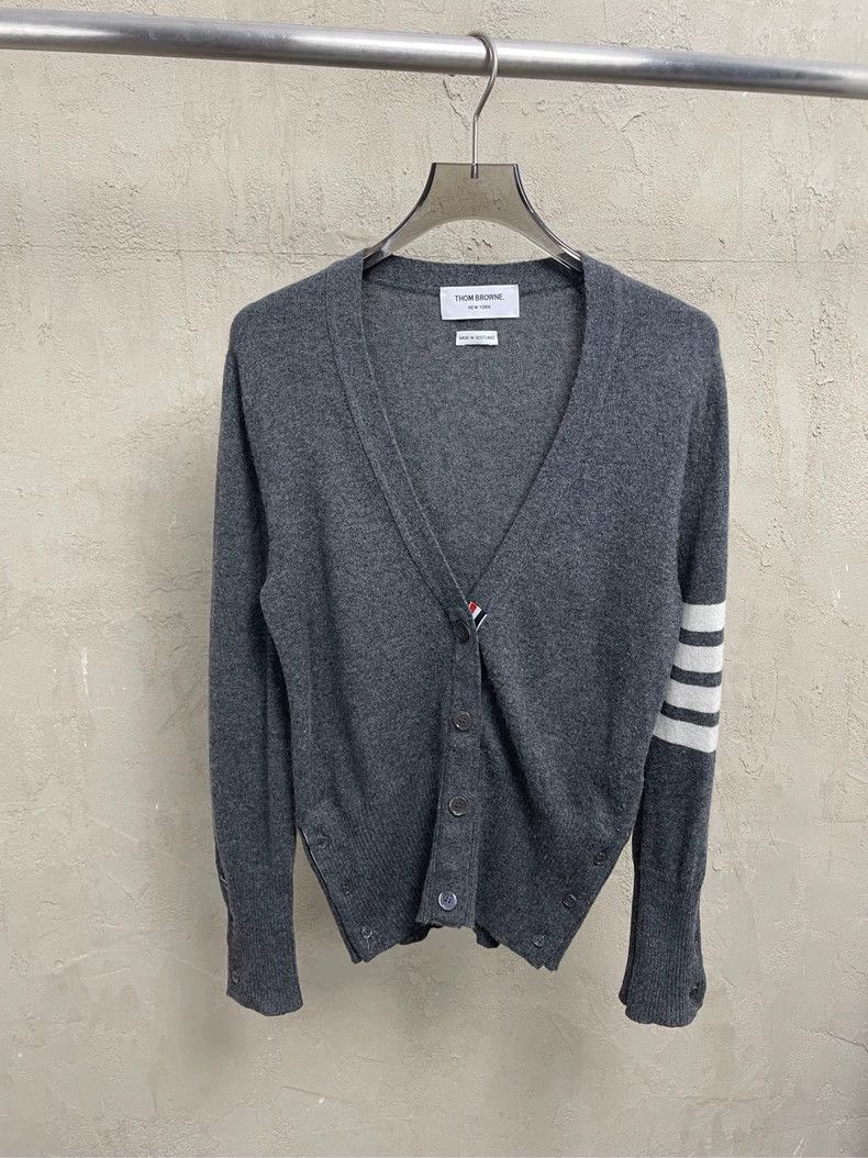 Thom Browne Thom Browne Cashmere cardigan Size M / US 6-8 / IT 42-44 - 1 Thumbnail