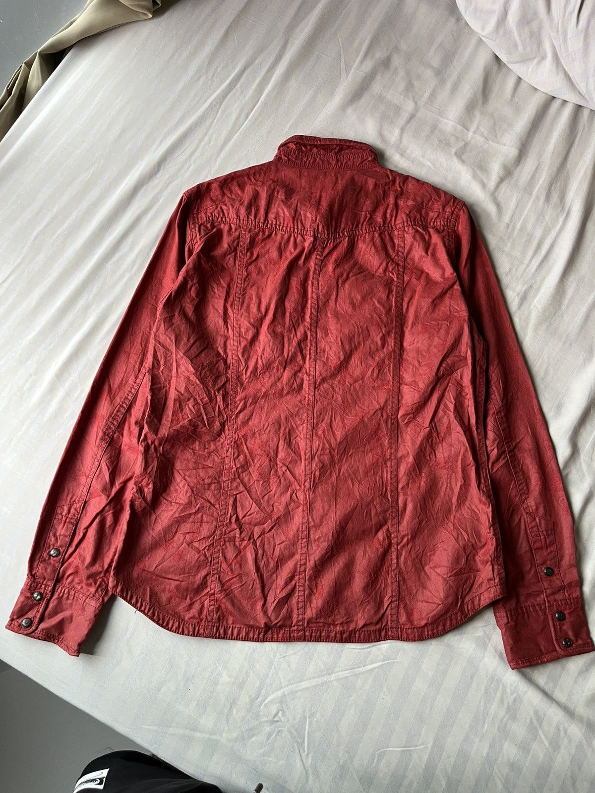 Le Grande Bleu (L.G.B.) 2000s nicole waxed distressed devil may cry shirt Size US M / EU 48-50 / 2 - 2 Thumbnail