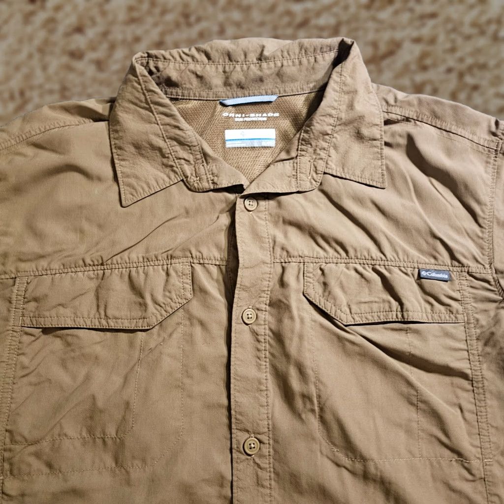 Vintage Columbia Shirt Mens XL Brown Tan OmniShade Button Fishing Outdoor Nylon Casual Mens Size US XL / EU 56 / 4 - 1 Thumbnail