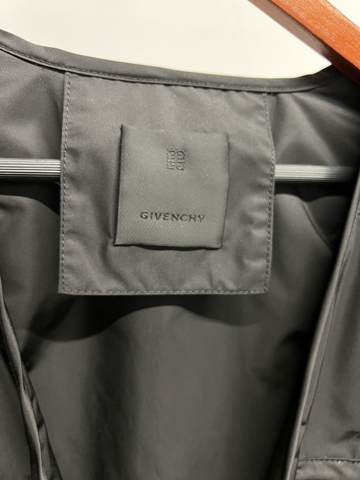 Givenchy Givenchy Multi-Pocket Cargo Nylon Vest Size US M / EU 48-50 / 2 - 6 Thumbnail