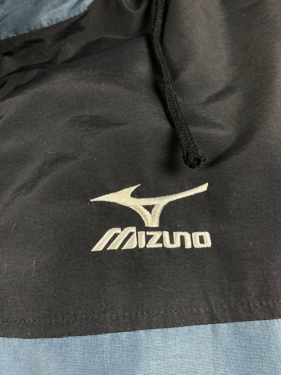Mizuno vintage mizuno light jacket fishnet lining nice design Size US L / EU 52-54 / 3 - 5 Thumbnail