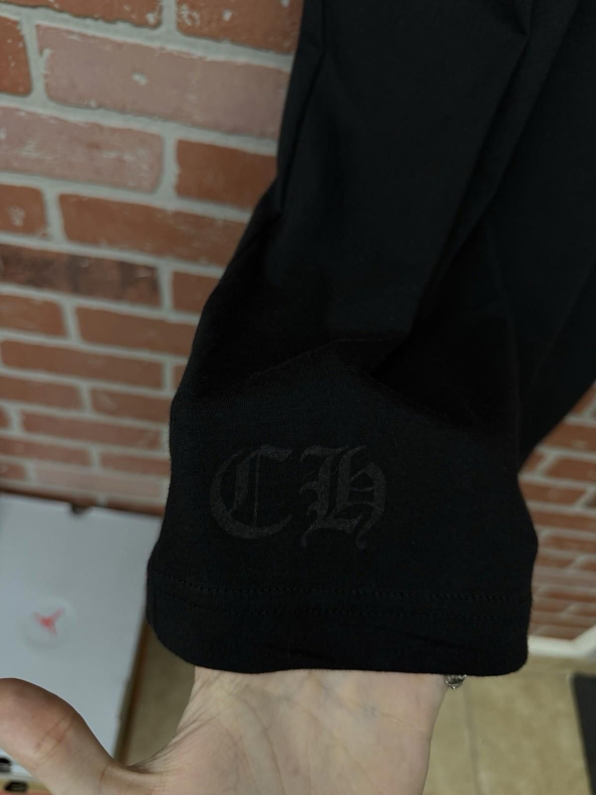 Chrome Hearts Size L - Chrome Hearts Tee Shirt Blue Neck Logo RARE (NEW) Size US L / EU 52-54 / 3 - 8 Thumbnail