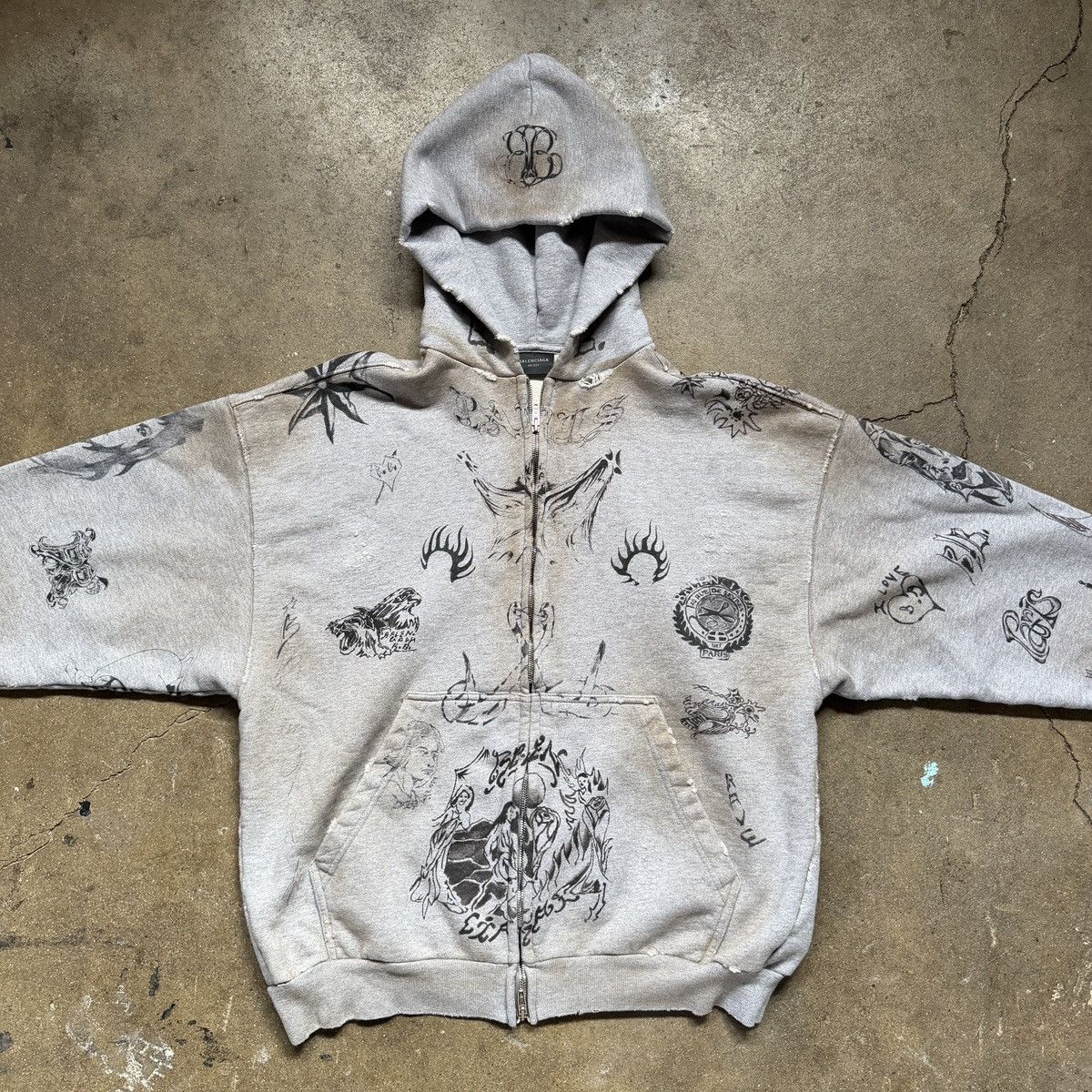 Balenciaga Rare balenciaga tattoo hoodie Size US M / EU 48-50 / 2 - 2 Thumbnail
