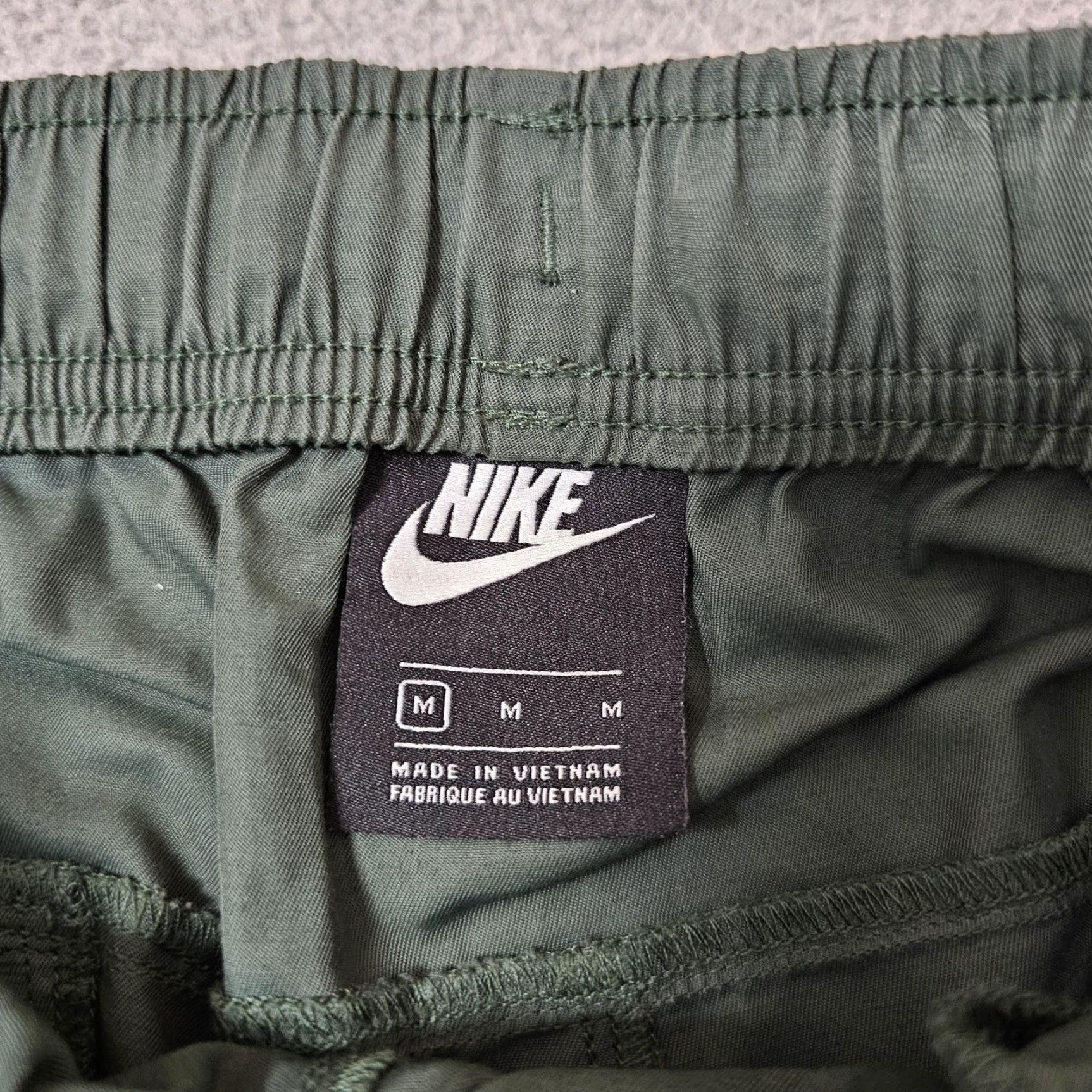 Nike Nike Pants Mens Medium Green Woven Cargo Joggers Athletic Drawstring CU4325-337 Size US 31 - 3 Thumbnail
