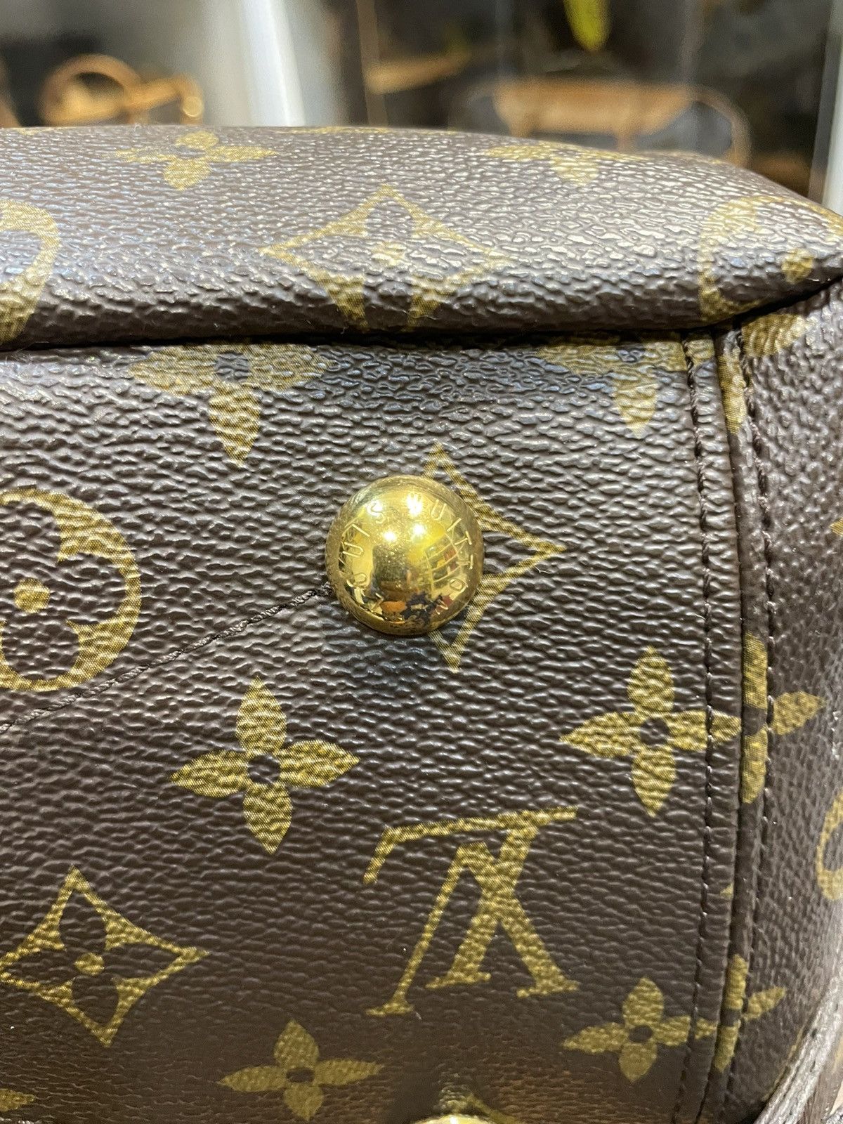 Louis Vuitton AUTHENTIC LOUIS VUITTON MONOGRAM PALLAS MM HANDBAG Size ONE SIZE - 18 Thumbnail