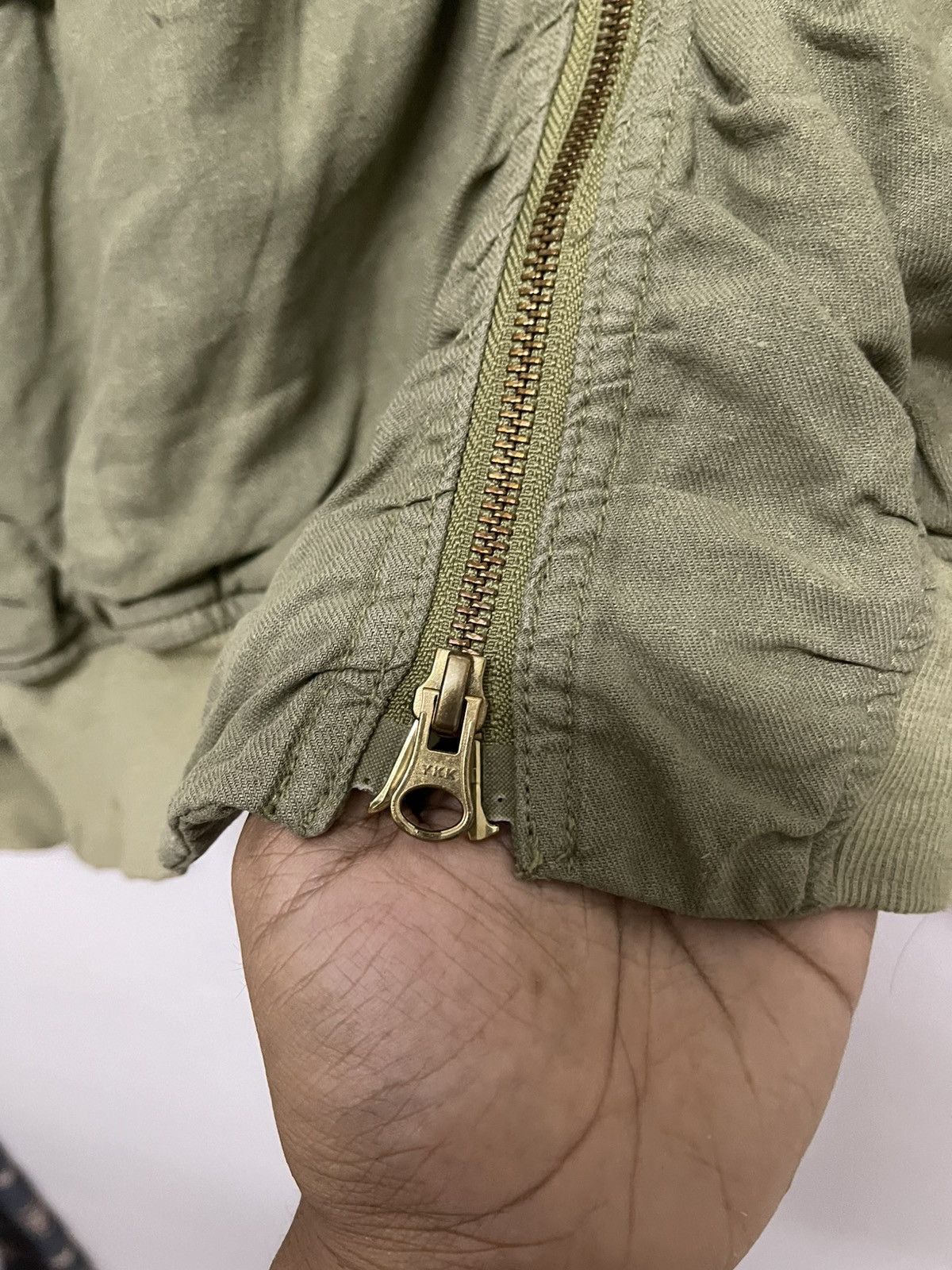 Issey Miyake 🐐90s ISSEY MIYAKE BAT WING BOMBER JACKET OLIVE GREEN Size US M / EU 48-50 / 2 - 6 Thumbnail