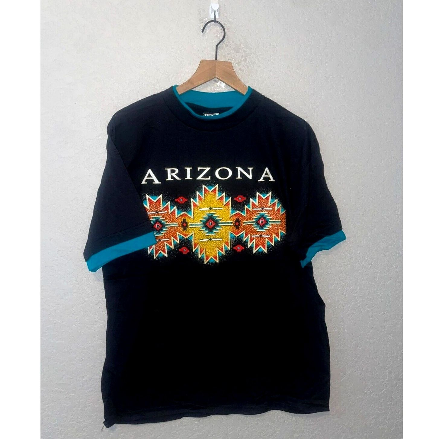 Vintage Vintage Arizona Shirt Western Tribal Graphic Black Large Tee Size US L / EU 52-54 / 3 - 1 Thumbnail