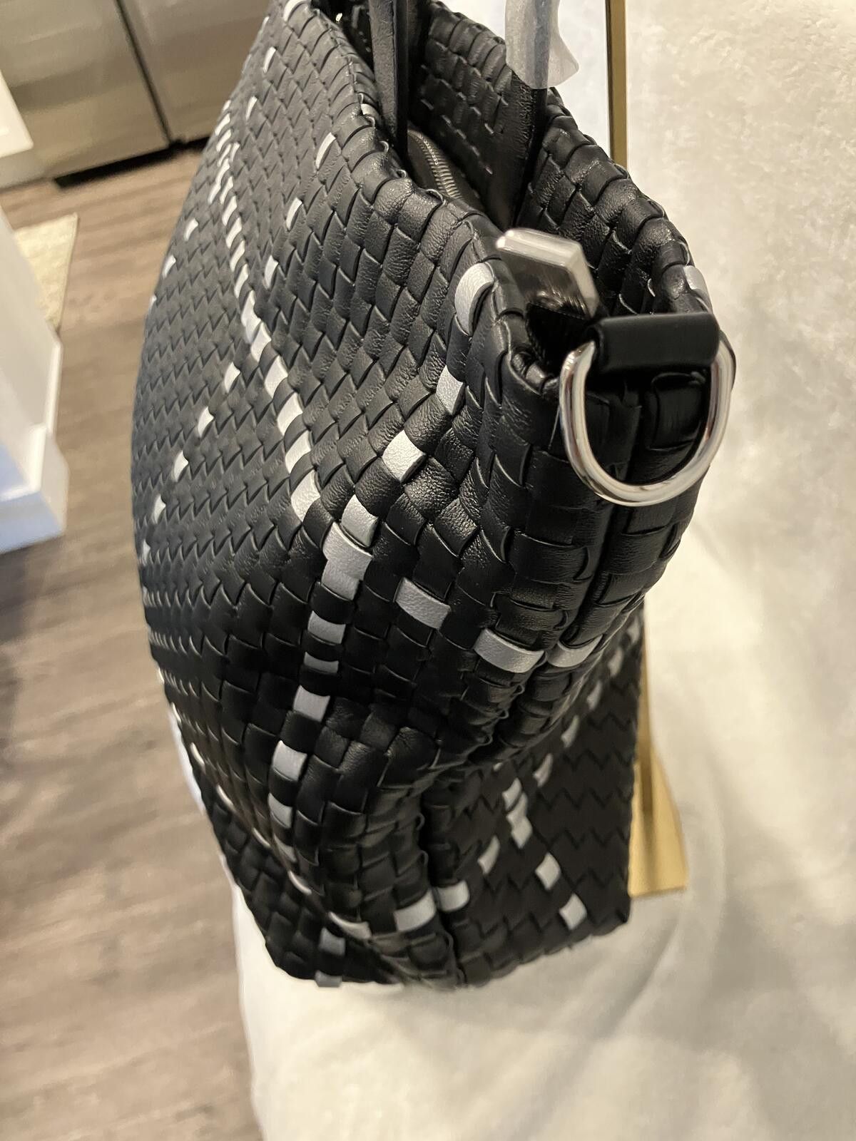Other NIB Queenaris Black and White Woven Tote Bag Size ONE SIZE - 4 Thumbnail