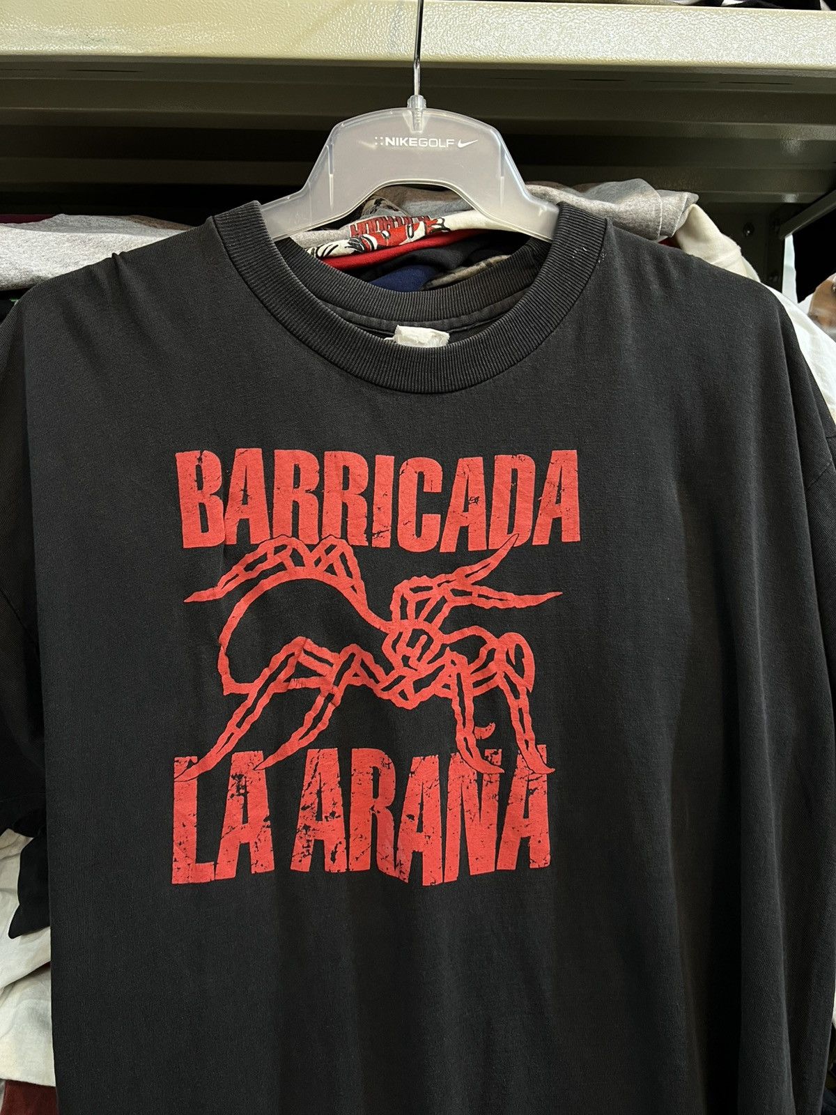 Band Tees Barricada vintage tee 90’s Size US XL / EU 56 / 4 - 2 Thumbnail