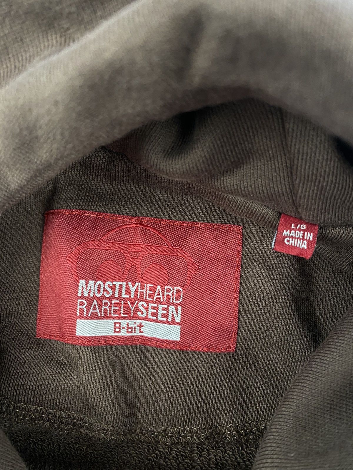 Mostly Heard Rarely Seen Mostly Heard Rarely Seen 8-bit Very Rare Hoodie Size: L Size US L / EU 52-54 / 3 - 2 Thumbnail