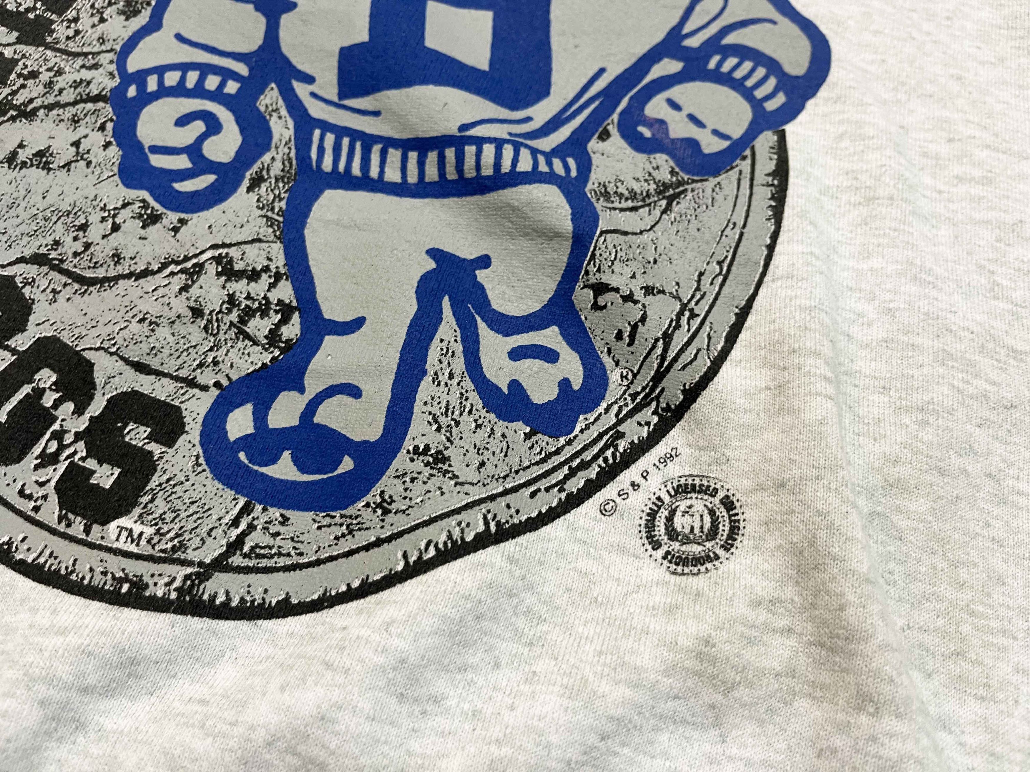Fruit Of The Loom Vintage 1992 Drake Bulldogs Basketball Crewneck Sweatshirt Size US M / EU 48-50 / 2 - 4 Thumbnail