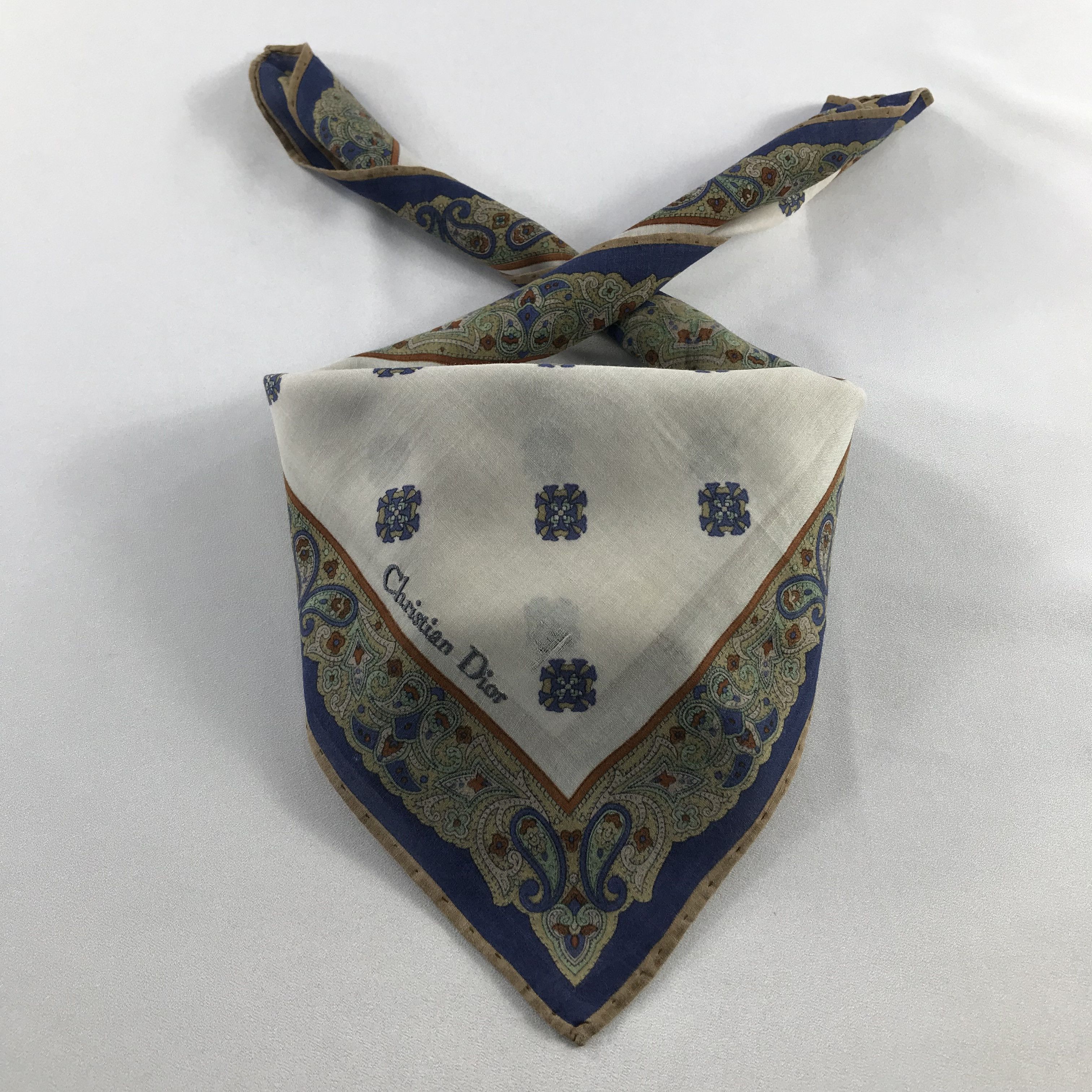 CHrisTIan DIOr Handkerchief / Bandana / Neckerchief C809