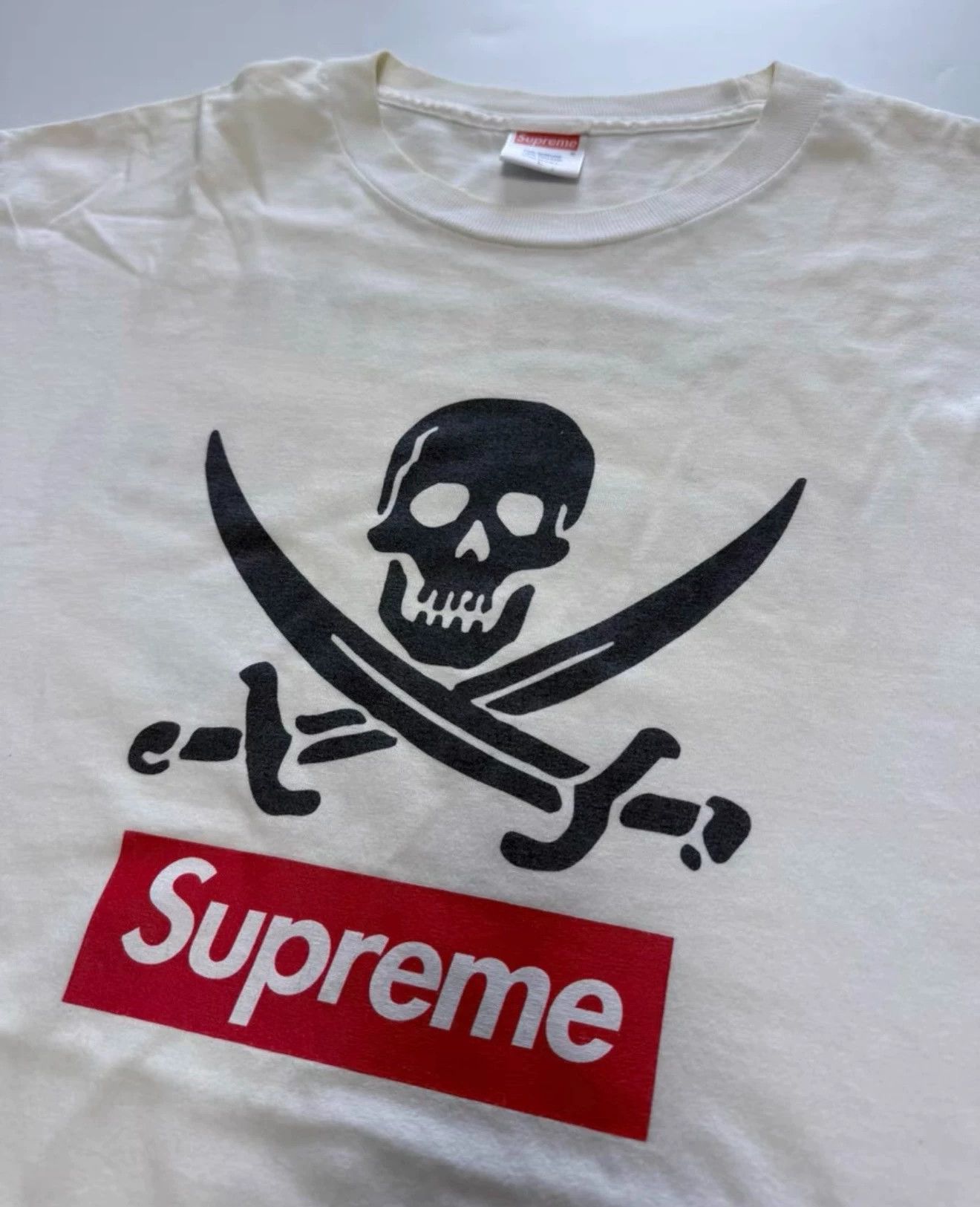 Supreme Supreme 2007 nbhd Dual Blade Skull Box Logo Short Sleeve Tee Size US L / EU 52-54 / 3 - 2 Thumbnail