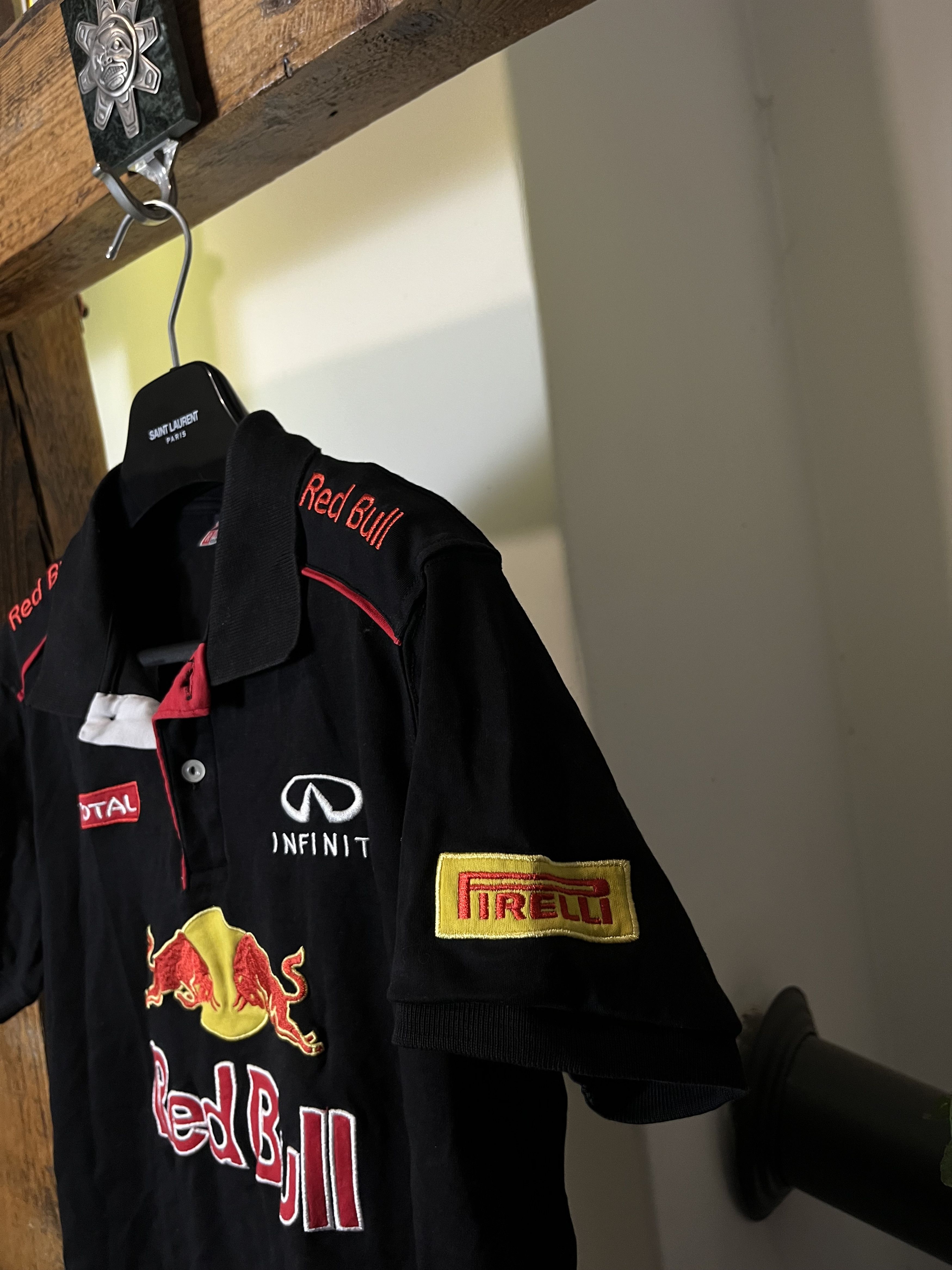 Red Bull × Vintage Polo Red Bull Pirelli F1 Racing Polo Size US M / EU 48-50 / 2 - 5 Thumbnail