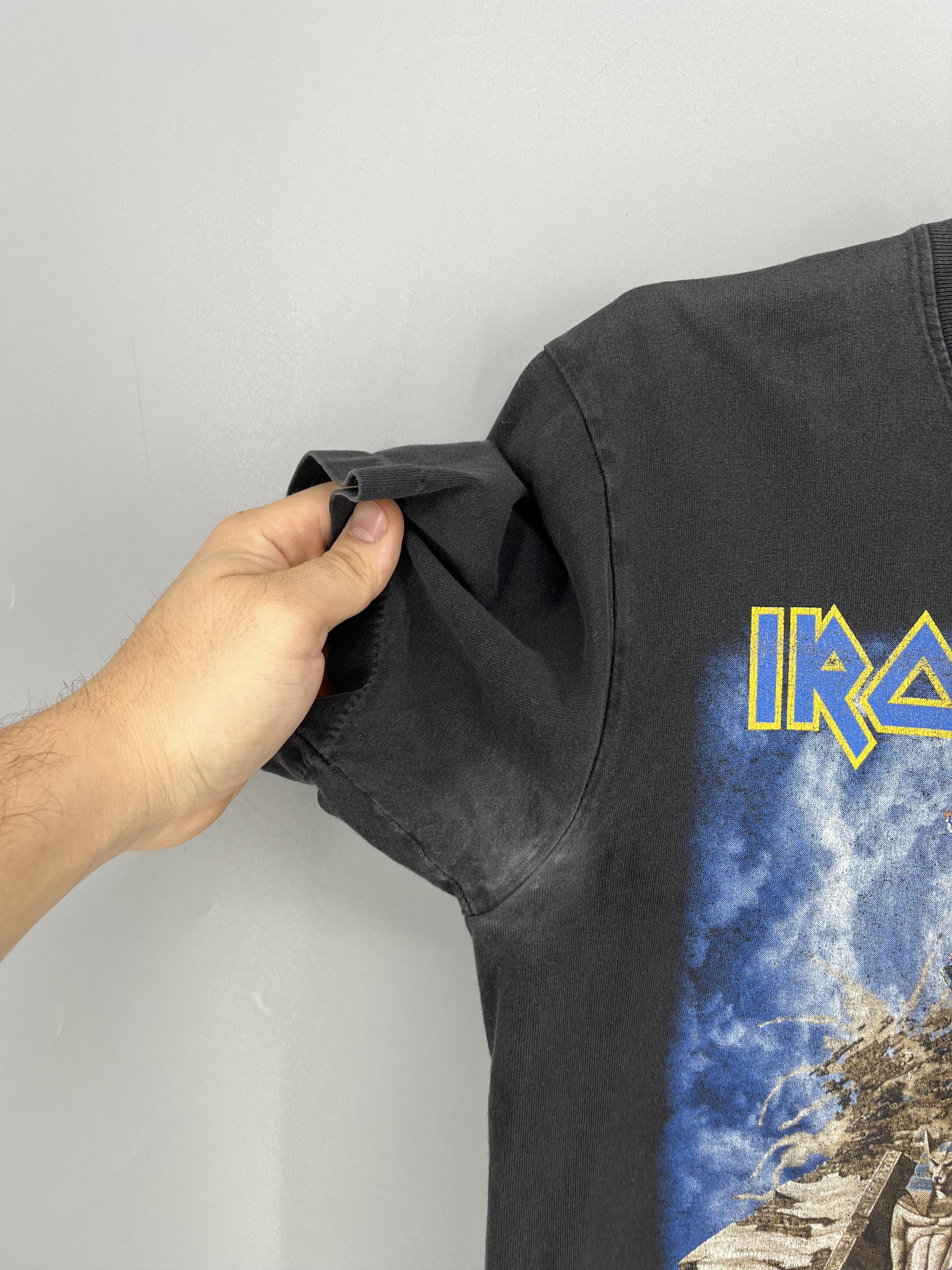 Iron Maiden Vintage Iron Maiden Double Sided Tee Vtg 90s Travis Size US M / EU 48-50 / 2 - 9 Thumbnail