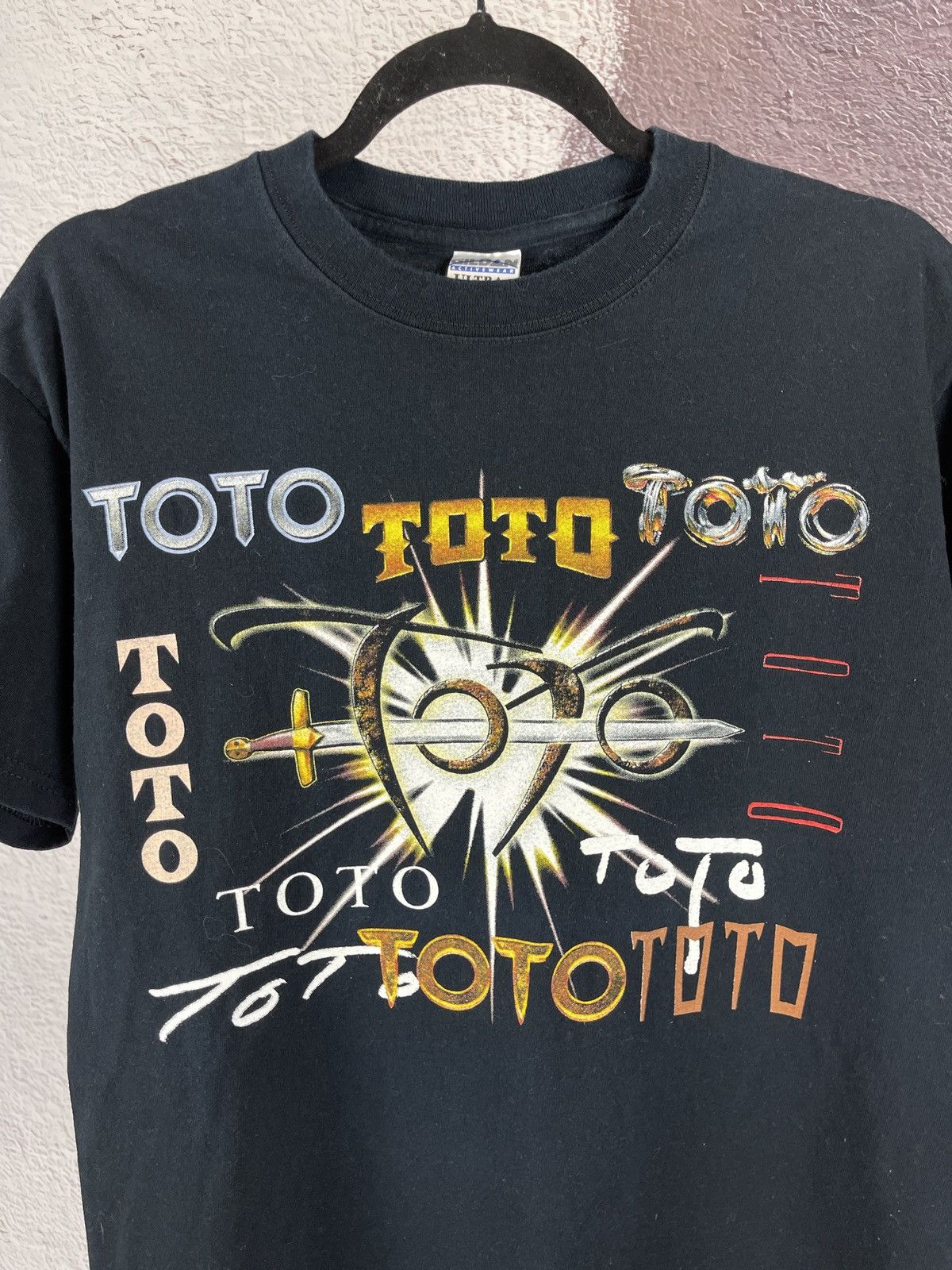 Band Tees × Gildan × Vintage TOTO falling in between Gildan vintage European tour 2007 Size US M / EU 48-50 / 2 - 5 Thumbnail