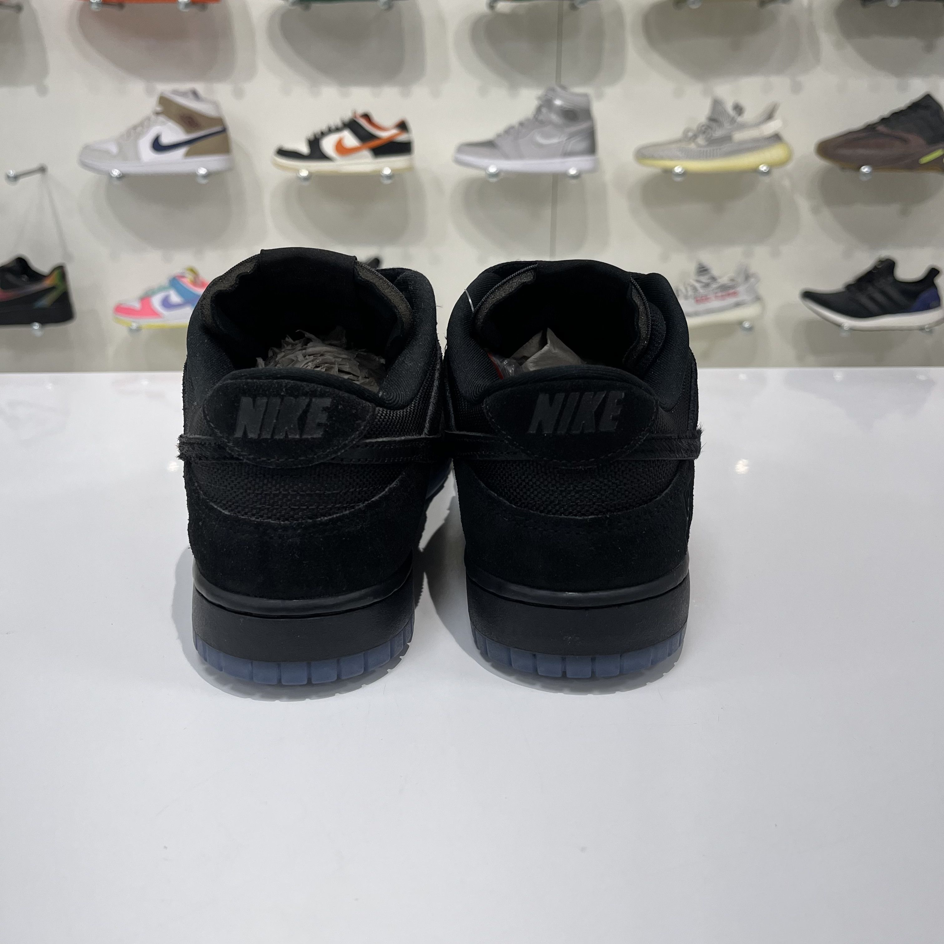 Nike Nike Dunk Low SP Undefeated 5 On It Black Size US 9 / EU 42 - 3 Thumbnail