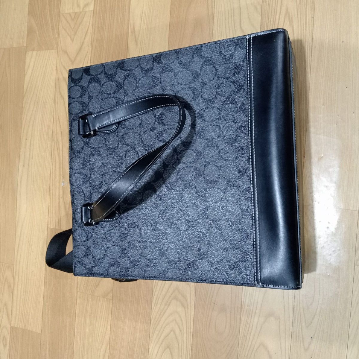 Coach Coach Bag Villain Rare Item Size ONE SIZE - 7 Thumbnail