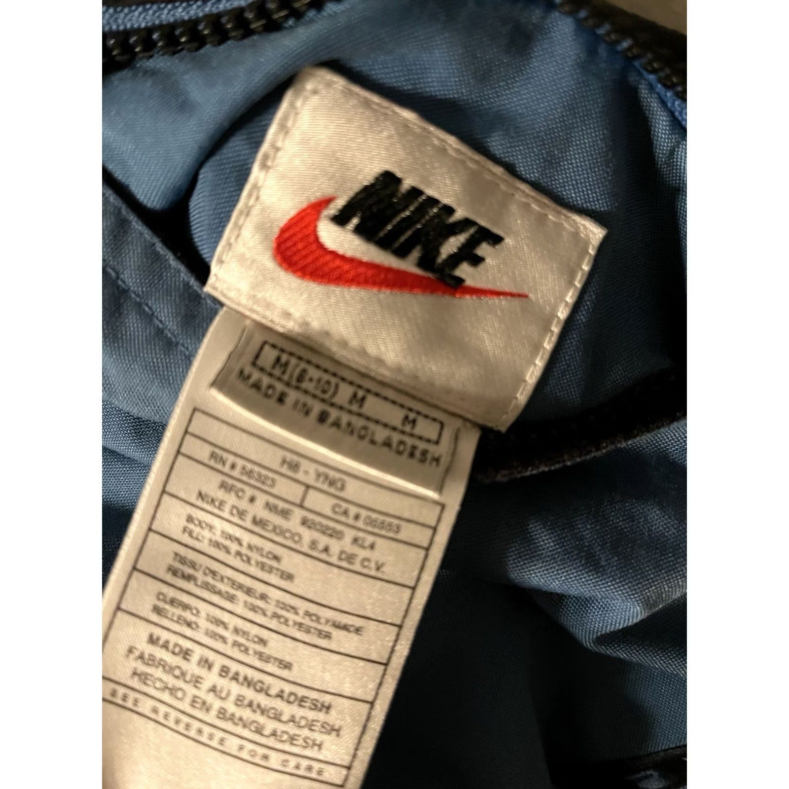 Nike VINTAGE Nike Reversible Vest Jacket Blue Red Padded Full Zip Mens Medium Y2K Size US M / EU 48-50 / 2 - 7 Thumbnail