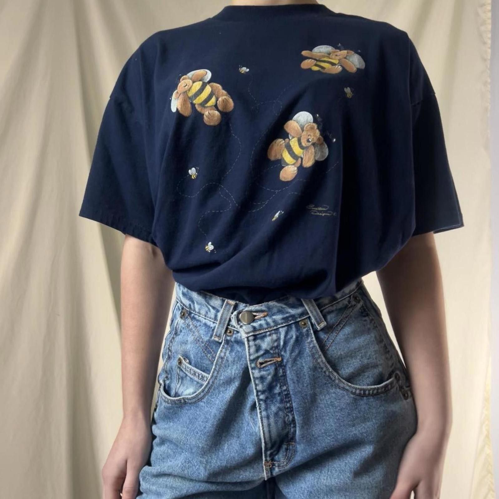 Jerzees Vintage 90s Jerzees “Teddy Bees” Graphic Tee 🐝💛 Size M / US 6-8 / IT 42-44 - 6 Thumbnail