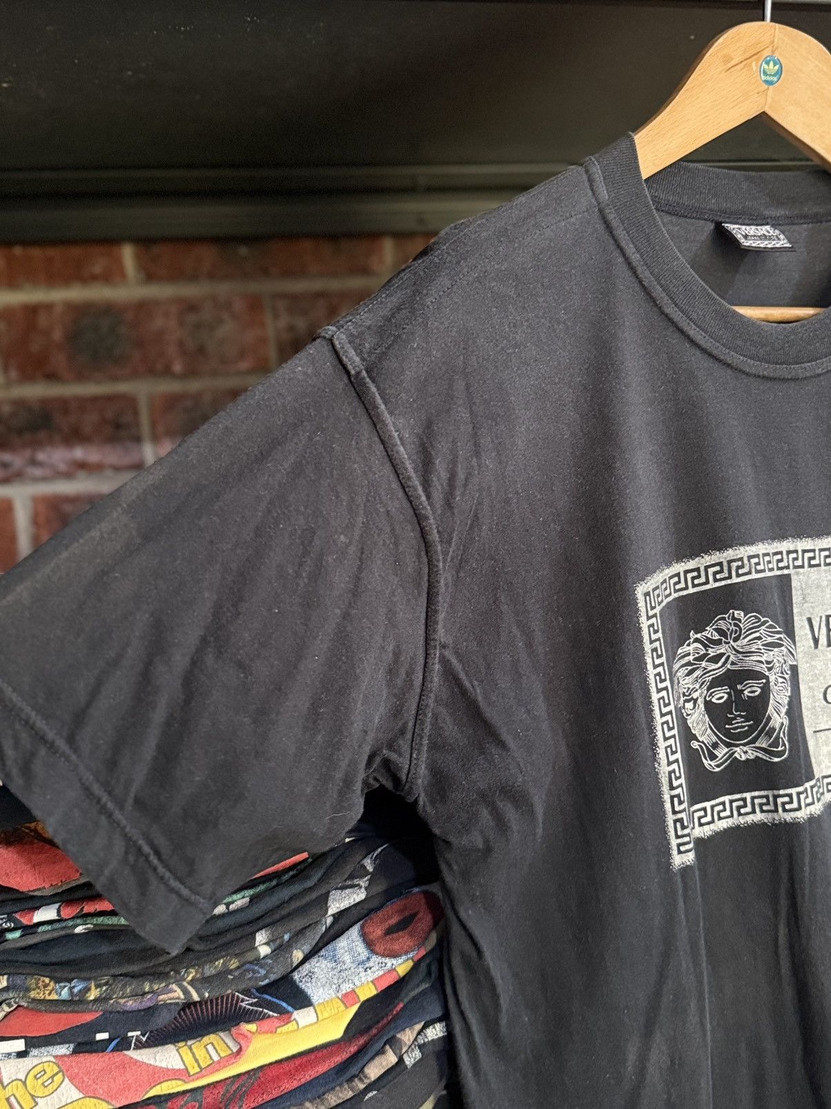 Versace Jeans Couture Thrashed Vintage 90s Versace Jeans Couture Sun Faded Italy T Size US L / EU 52-54 / 3 - 4 Thumbnail