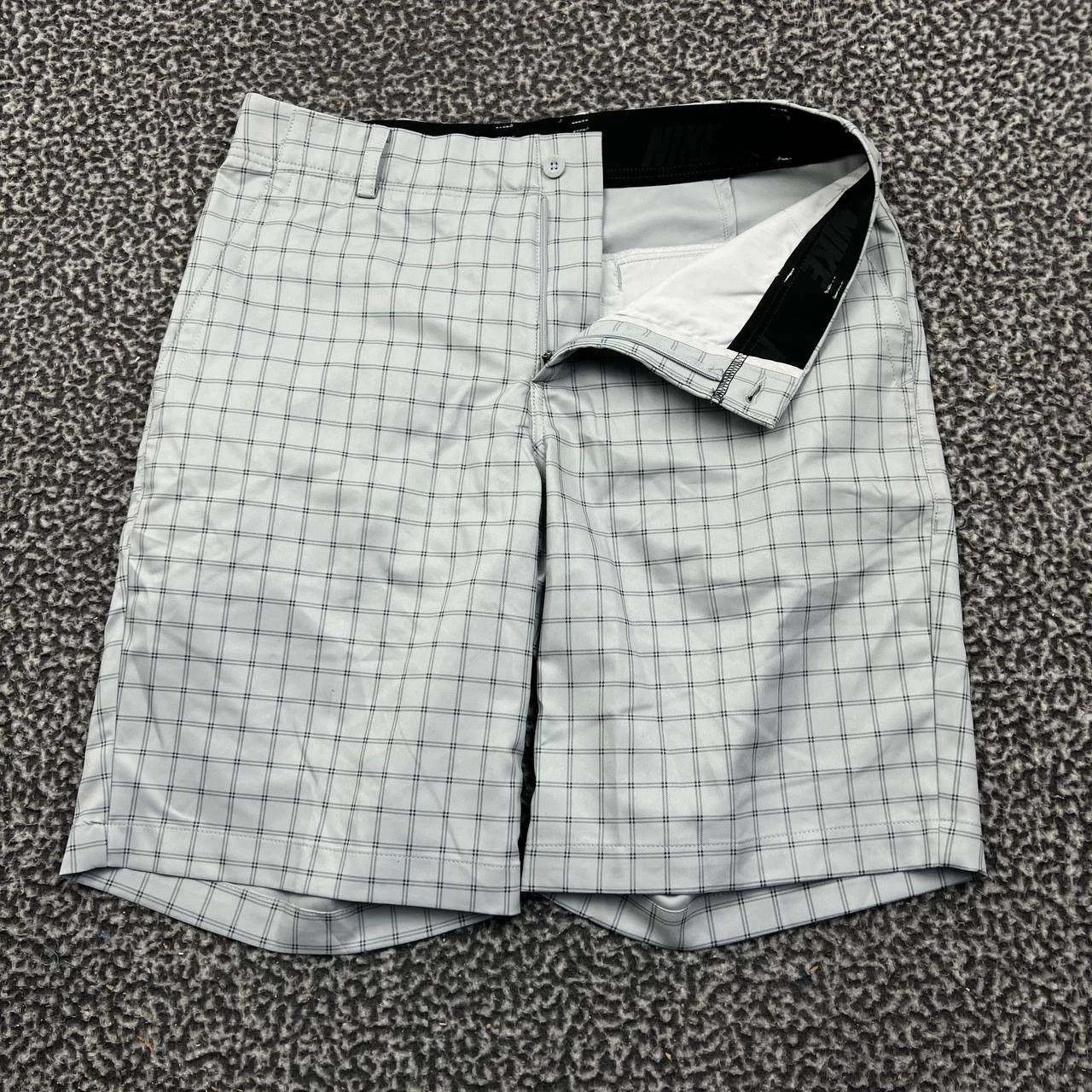 Nike Nike Dri-Fit Golf Shorts 32 Plaid Standard Fit Chino Pockets Size US 32 / EU 48 - 1 Thumbnail