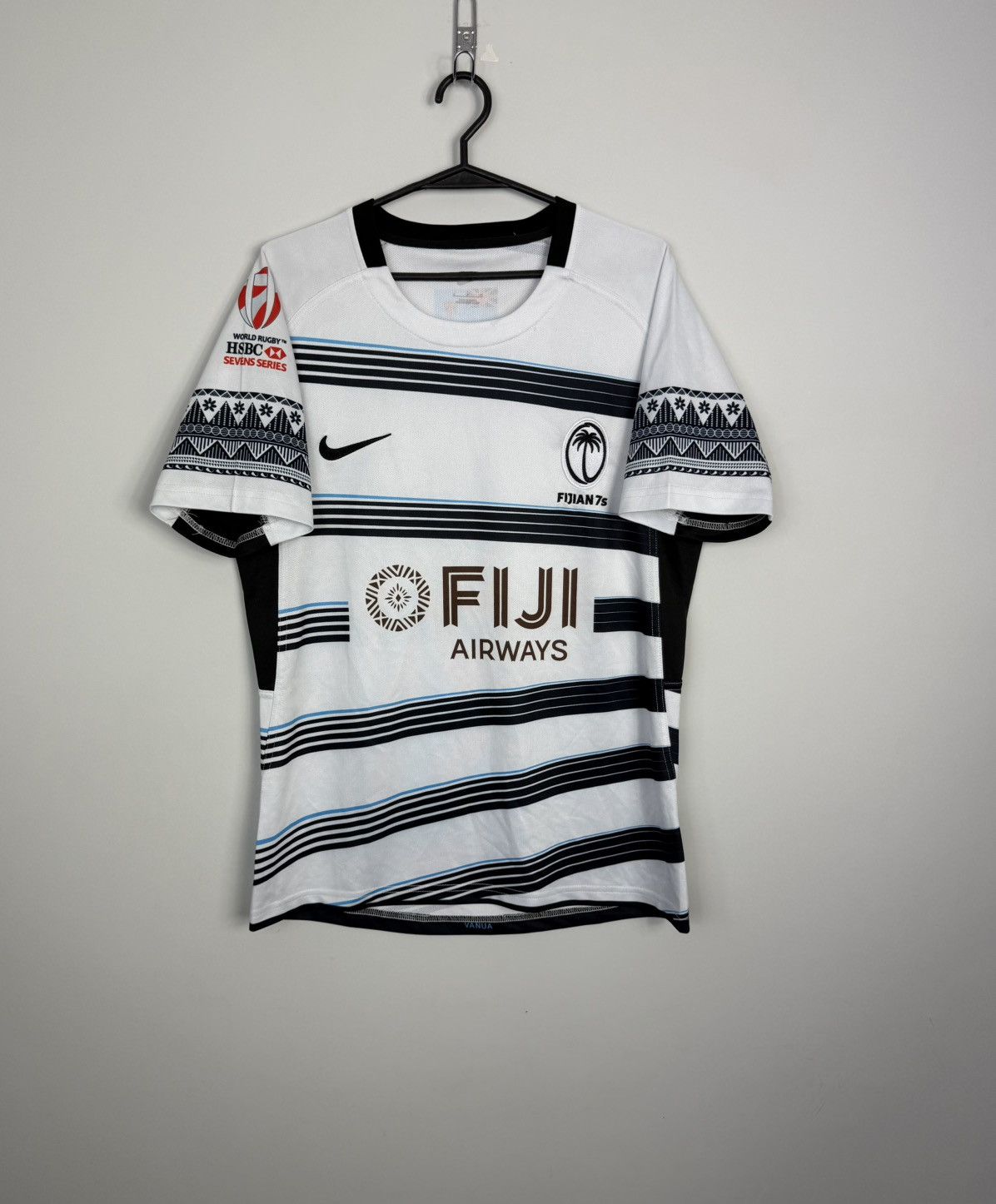Nike Nike Fiji Rugby 2022/2023 Jersey Size US M / EU 48-50 / 2 - 1 Thumbnail