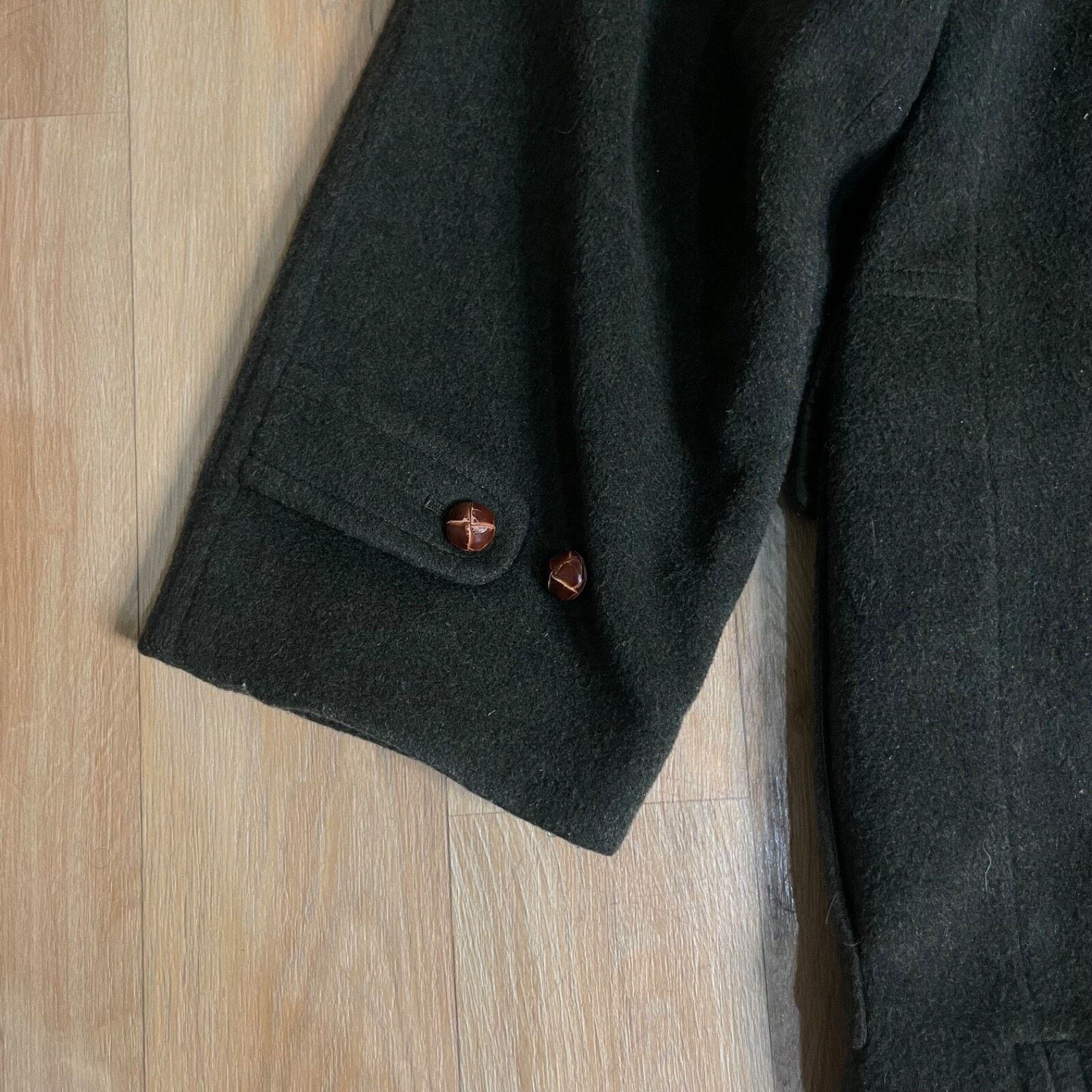 Burberry VINTAGE Burberry coat nova check virgin wool green olive Size US M / EU 48-50 / 2 - 10 Thumbnail