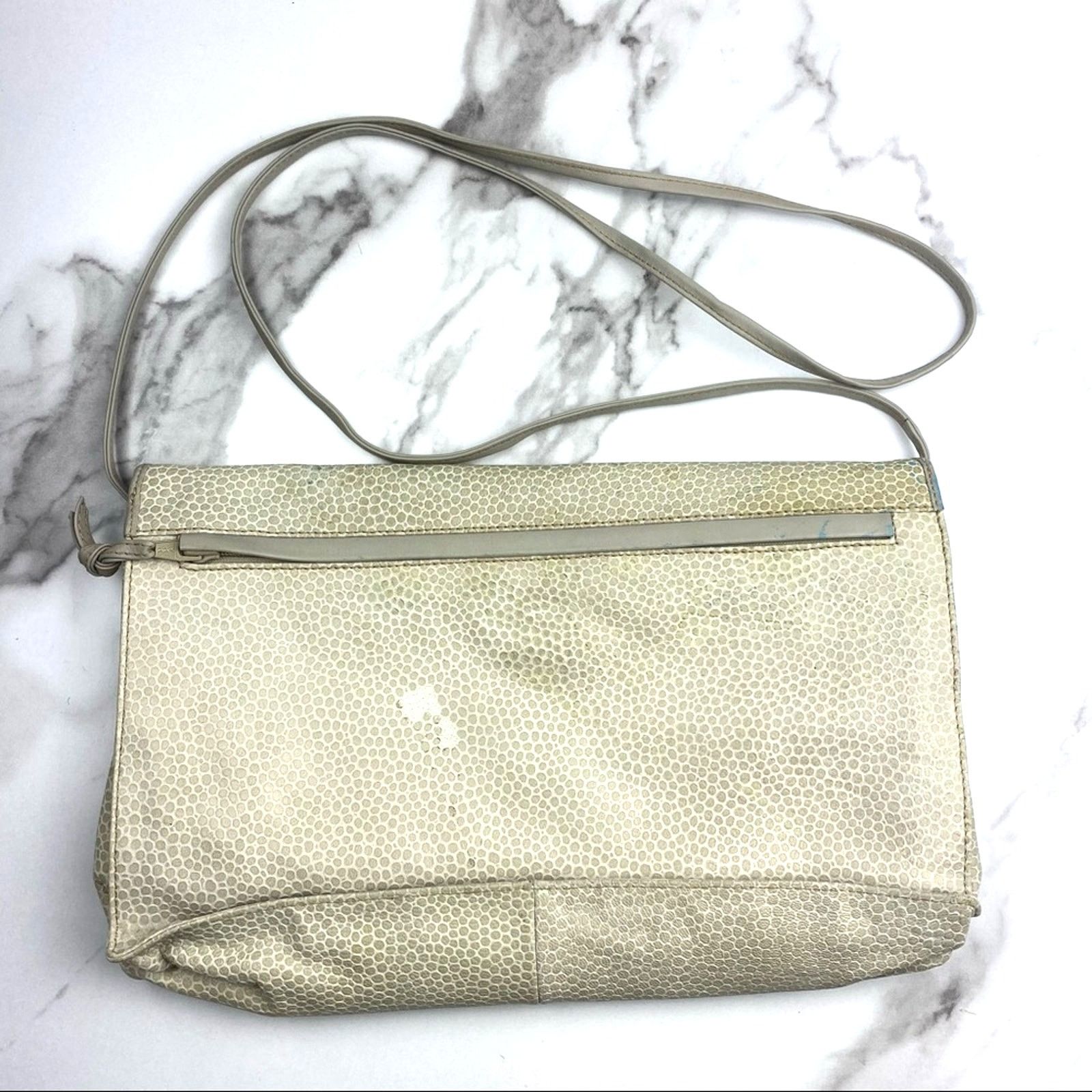 Neiman Marcus Vintage Desmo Neiman Marcus Ivory Textured Leather Crossbody Size ONE SIZE - 3 Thumbnail