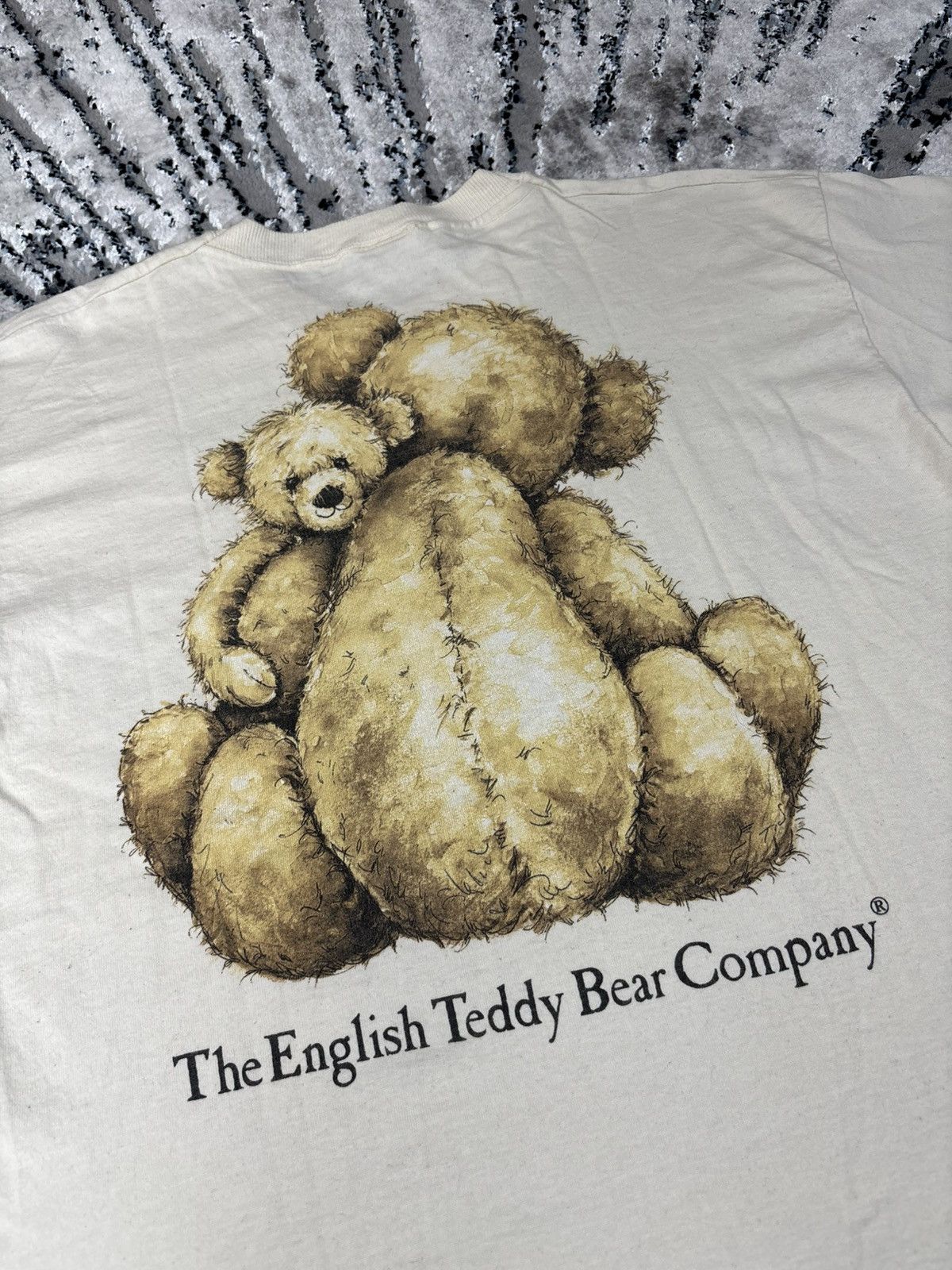 Vintage The English Teddy Bear Company Hug tshirt Streetwear y2k 90s Size US L / EU 52-54 / 3 - 2 Thumbnail