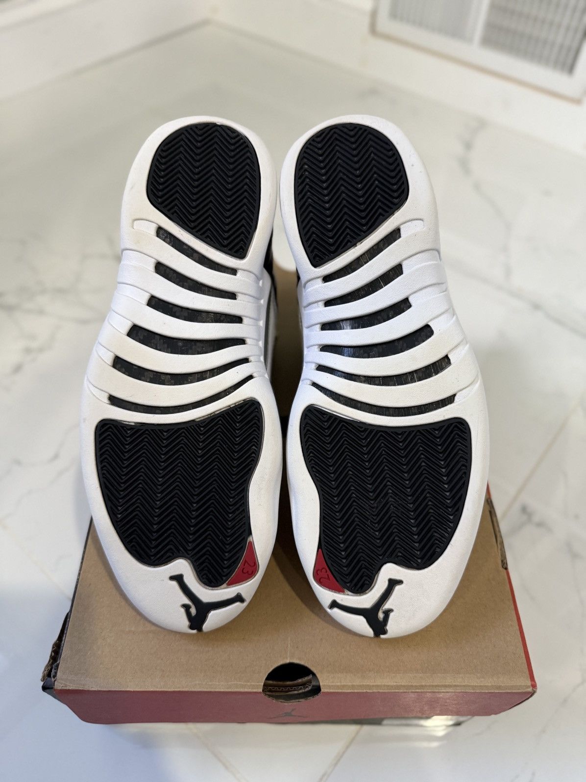 Jordan Brand Jordan 12 play off Size US 10.5 / EU 43-44 - 5 Thumbnail