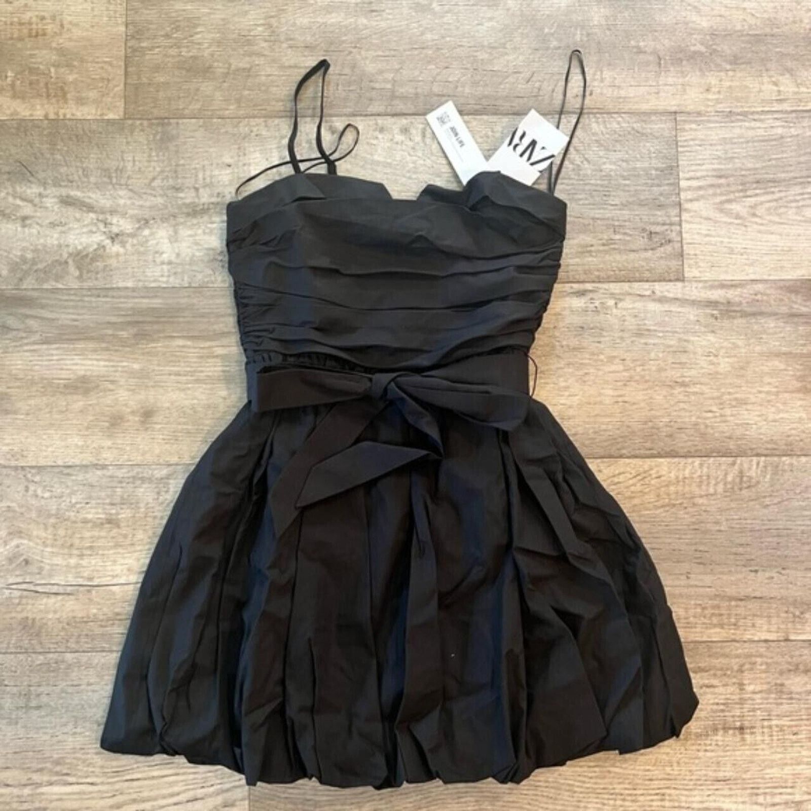 Zara ZARA Black Bubble Hem Mini Dress NWT Size M / US 6-8 / IT 42-44 - 21 Thumbnail