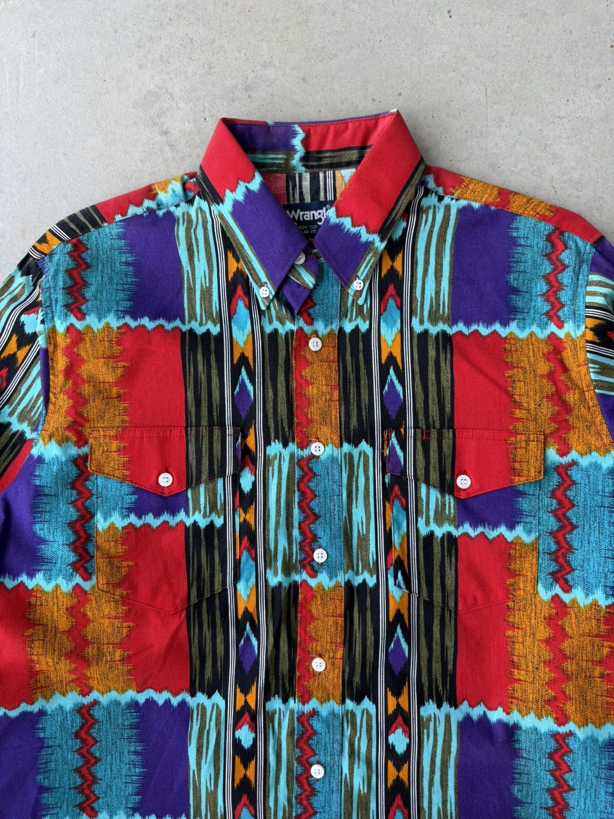 Vintage Vintage Wrangler Western Aztec Brushpopper Button Up Shirt Size US XL / EU 56 / 4 - 3 Thumbnail