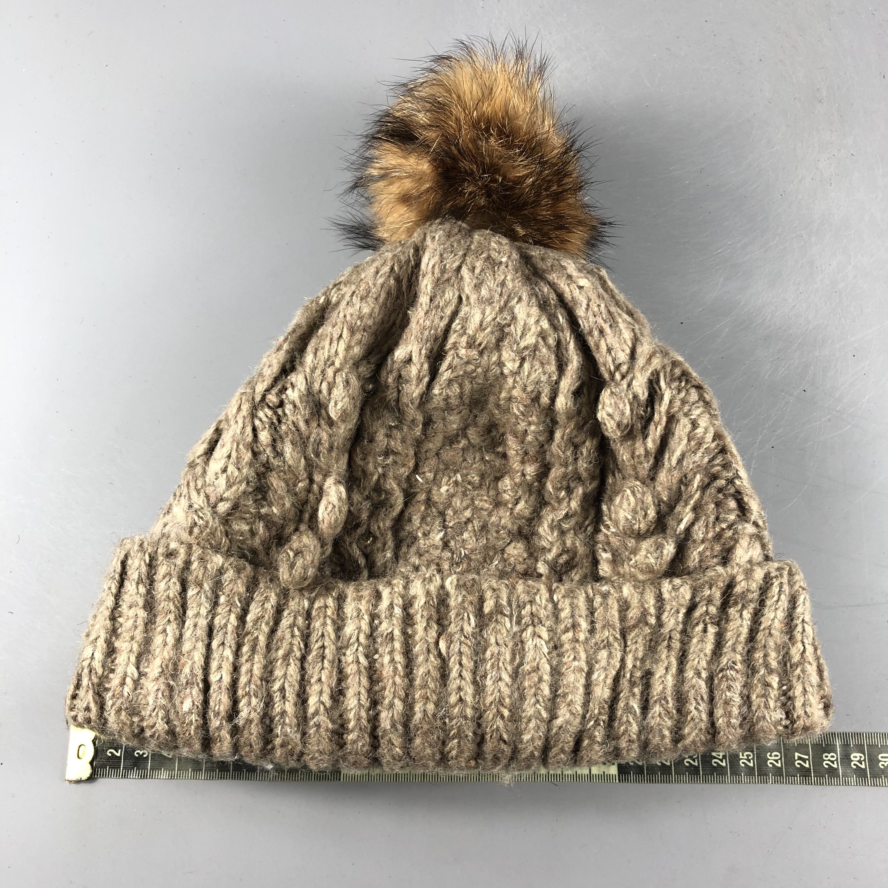 Vintage Aran Isle PomPom Beanie Snow Hat Snow Cap -D330 Size ONE SIZE - 3 Thumbnail