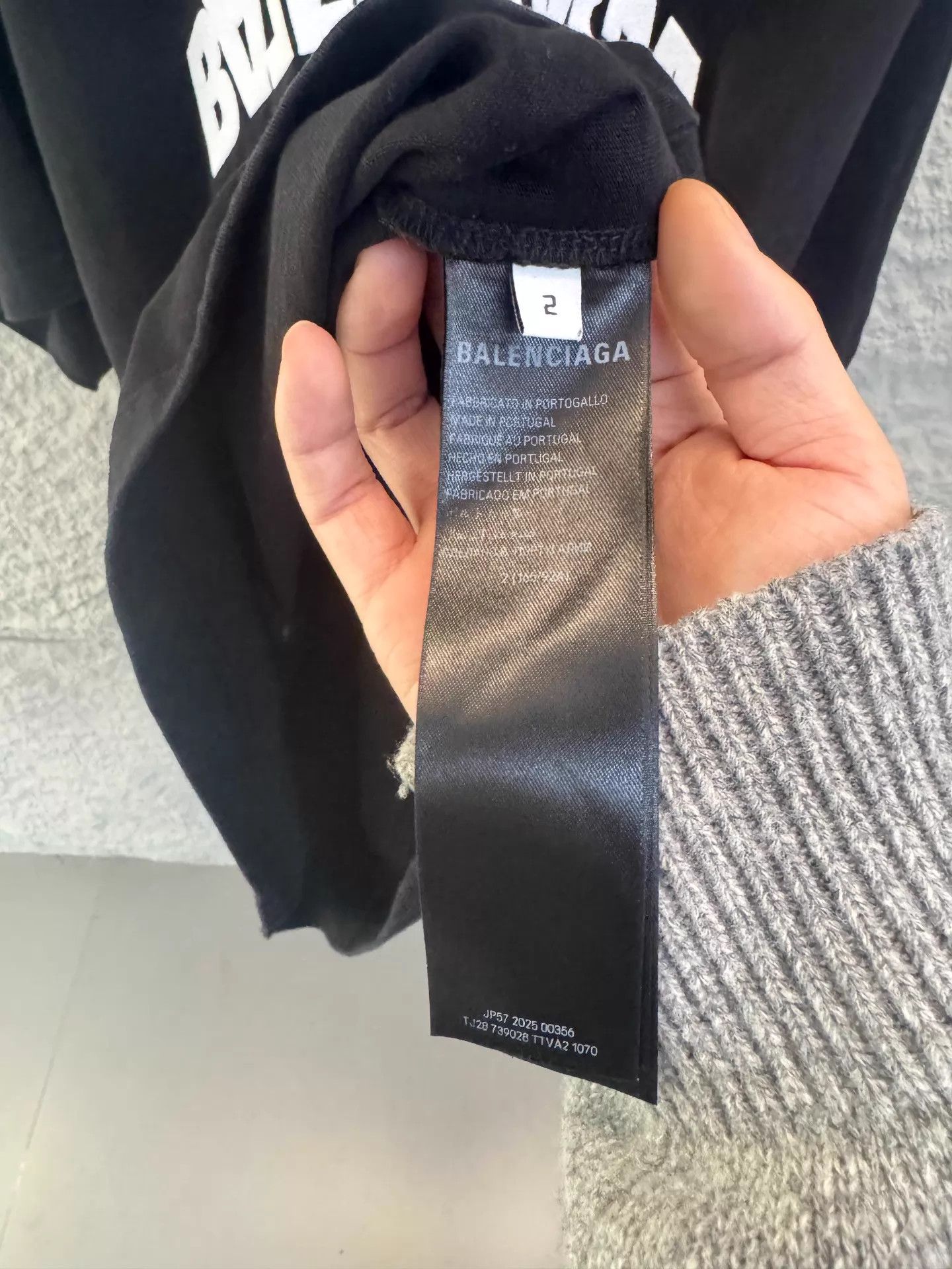 Balenciaga Balenciaga 2025ss Paris T-shirt Stencil Color Logo Size US M / EU 48-50 / 2 - 3 Thumbnail
