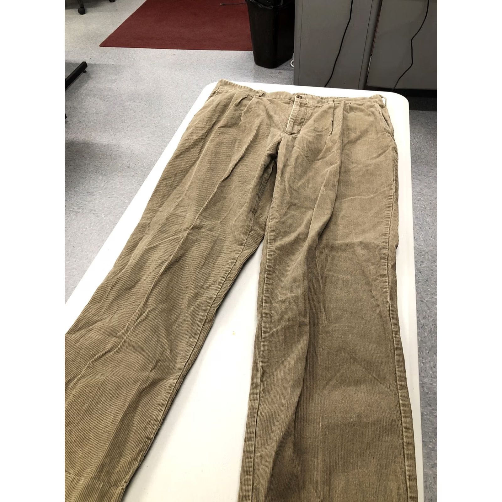 Geoffrey Beene Geoffrey Beene Corduroy Pants Men's Size 38x30 Brown Casual Pants Size US 38 / EU 54 - 3 Thumbnail