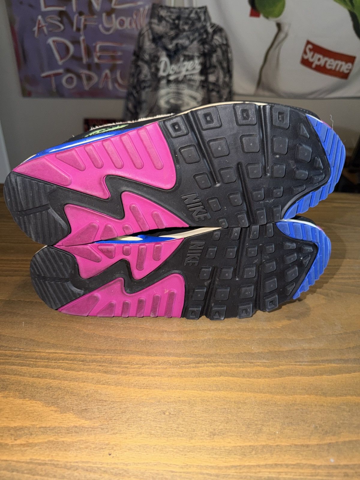 Nike Nike Air Max 90 Size US 12 / IT 42 - 6 Thumbnail