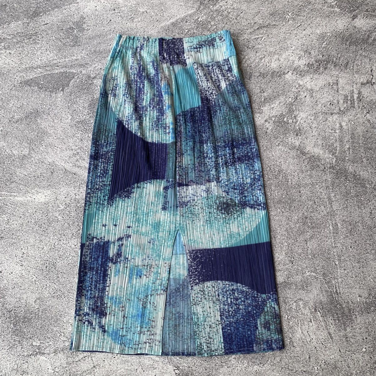 Pleats Please Issey Miyake Pleats Please Issey Miyake Skirts Size 28" / US 6 / IT 42 - 2 Thumbnail