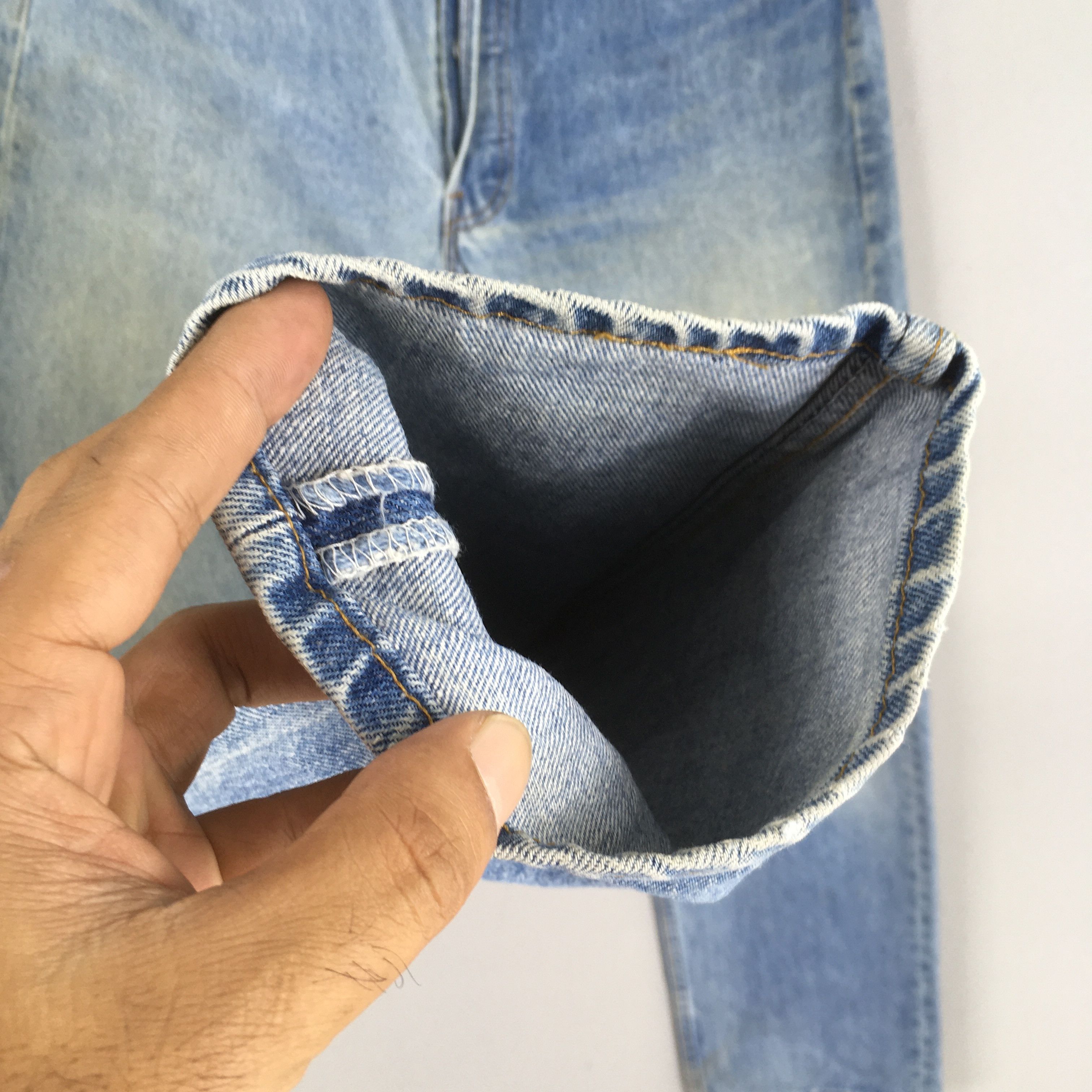 Levi's Size 31x31 Vintage 90s Levi's 501 Faded Blue Jeans S401 Size US 31 - 4 Thumbnail