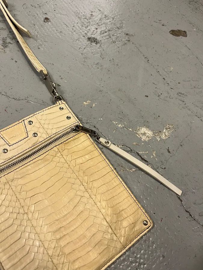 Rick Owens SS2020 Rick Owens Tecuatl Python Leather Creamy White Shoulder Bag Size ONE SIZE - 4 Thumbnail