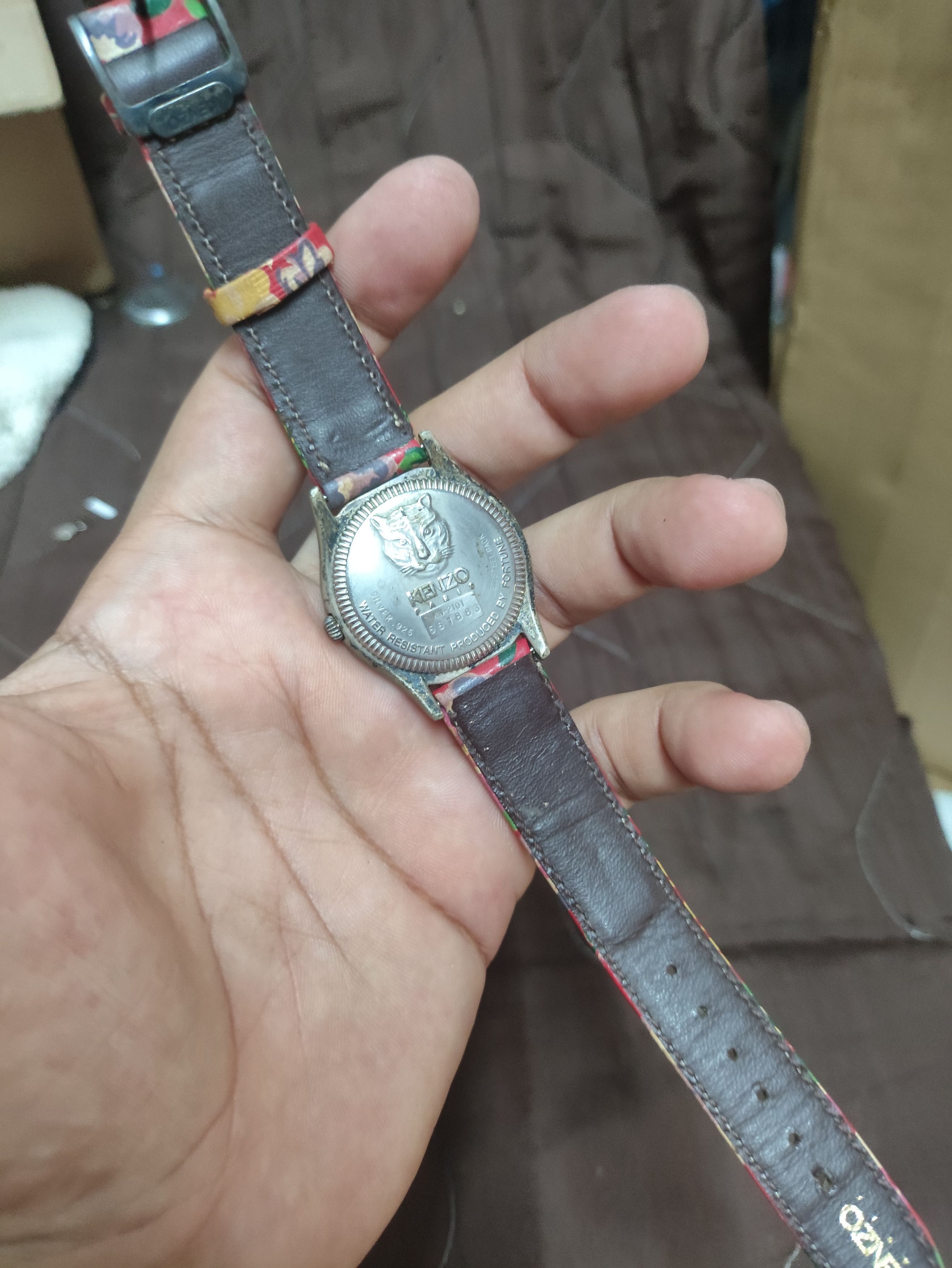 Designer Vintage KENZO JAPAN WATCH Authentic Item (Floral Design) Size ONE SIZE - 12 Thumbnail