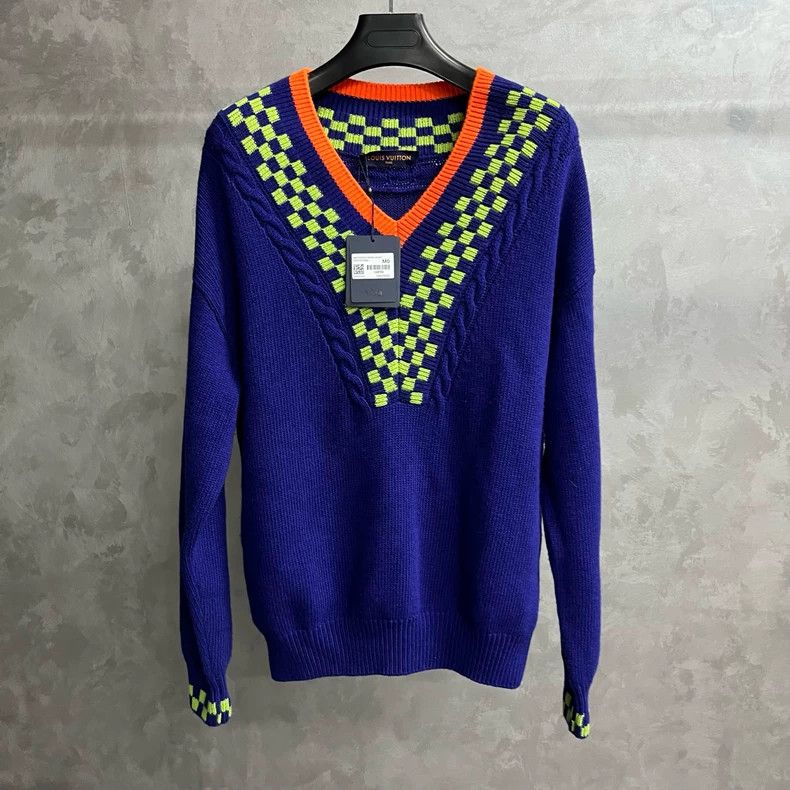 Louis Vuitton Louis Vuitton Blue Plaid Jacquard V-Neck Knit Sweater Size US M / EU 48-50 / 2 - 1 Thumbnail